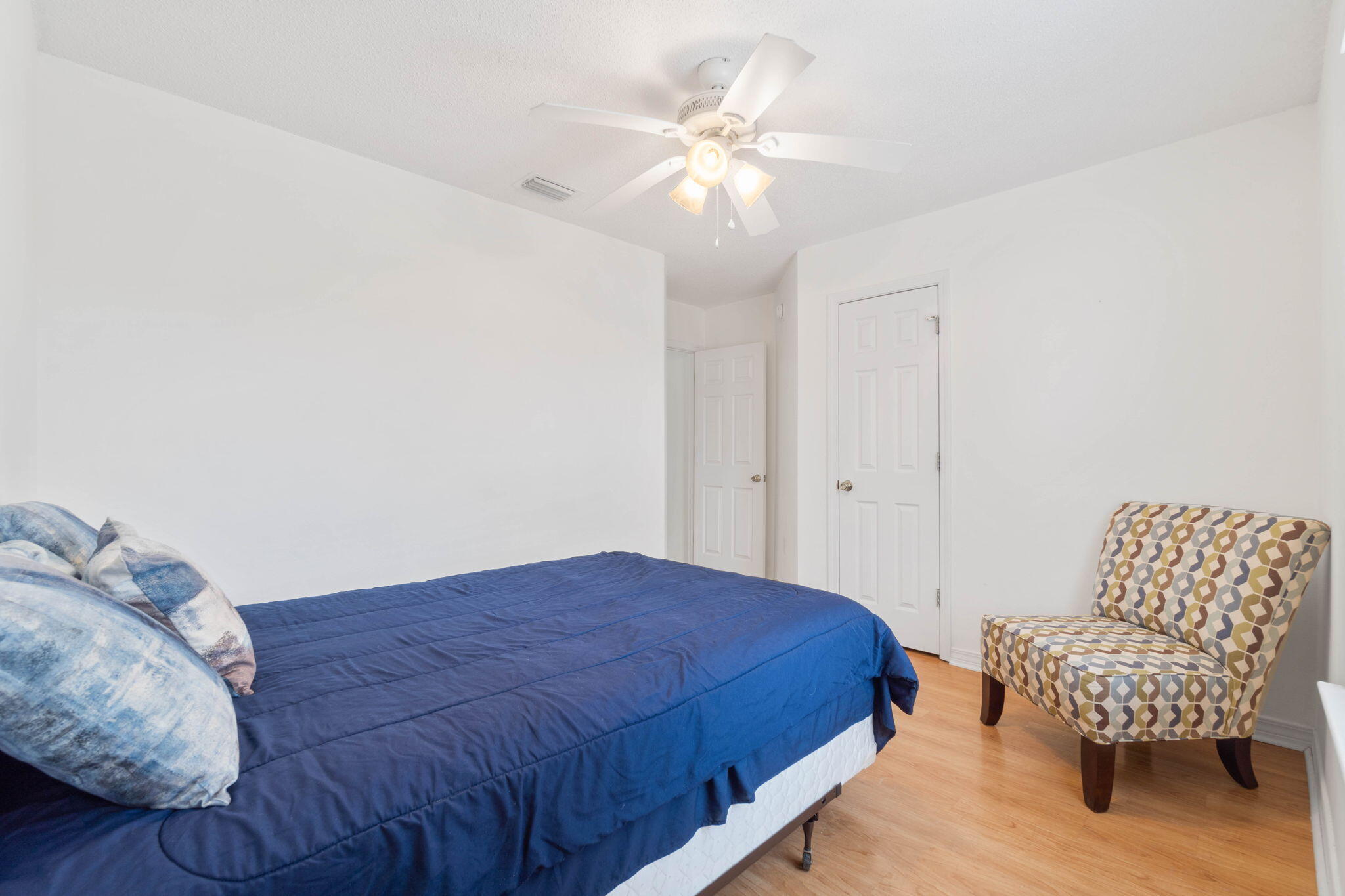 ASHBERRY WOODS - Residential