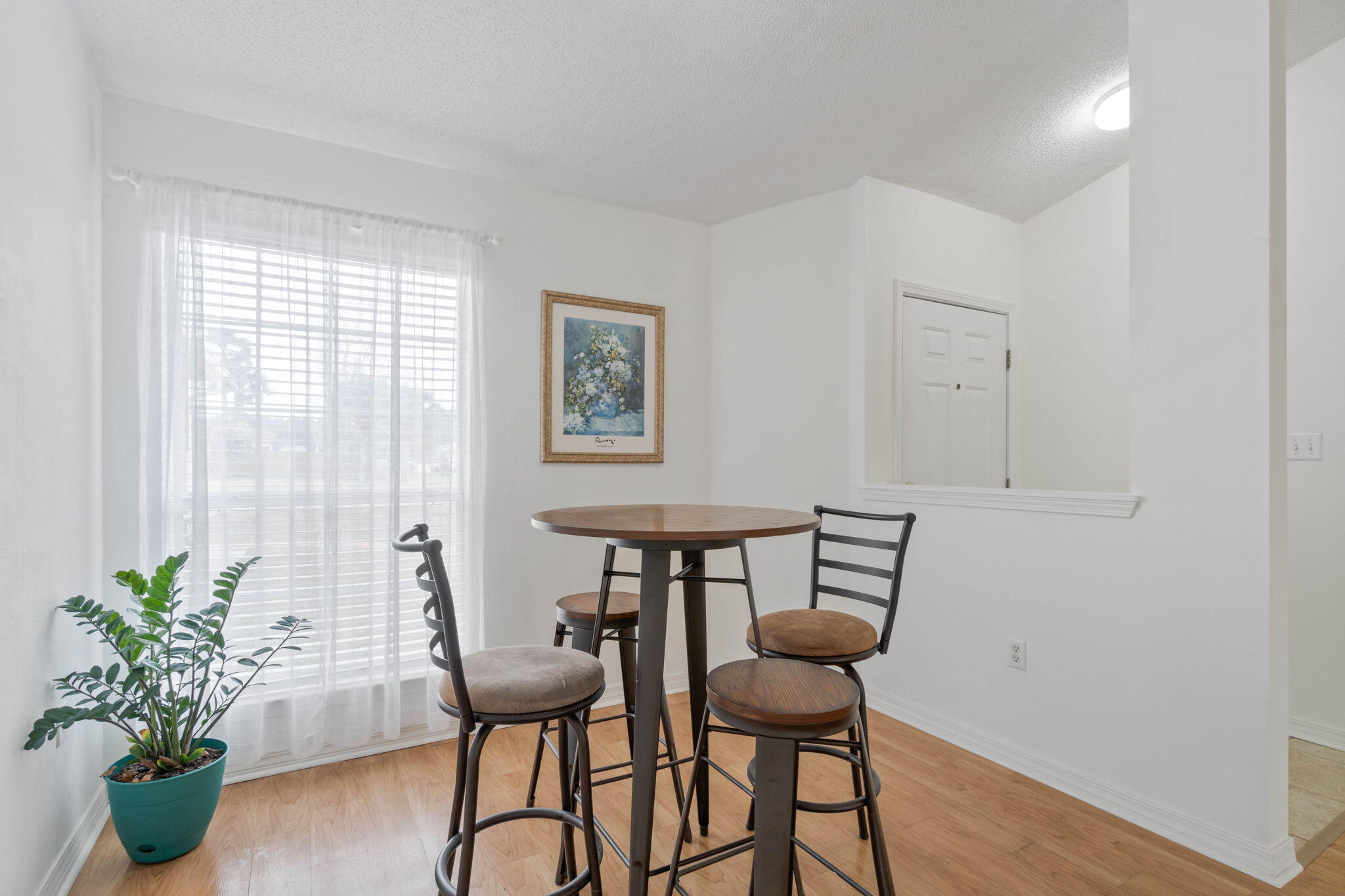ASHBERRY WOODS - Residential