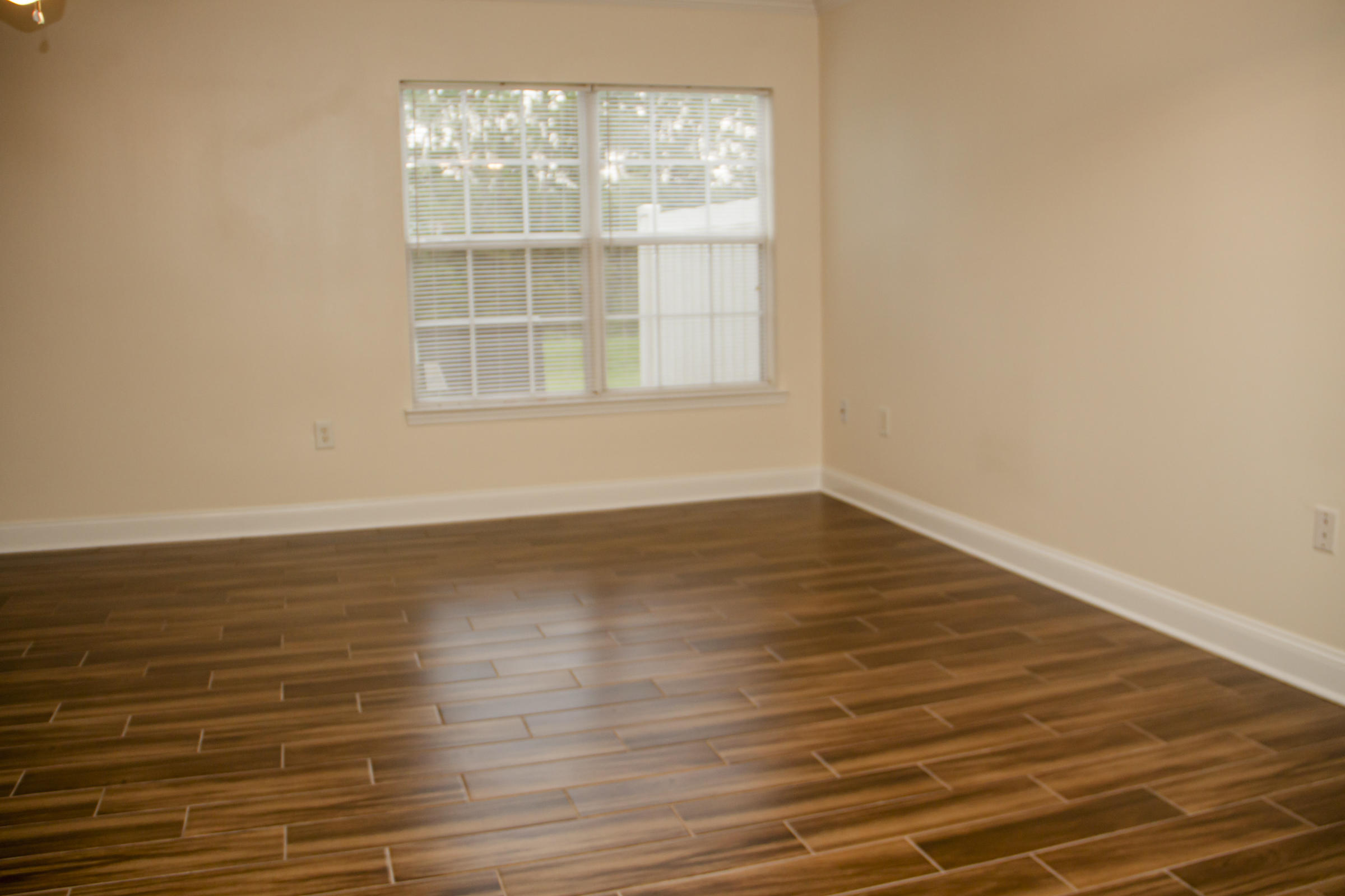 EAGLES LANDING S/D - Residential Lease