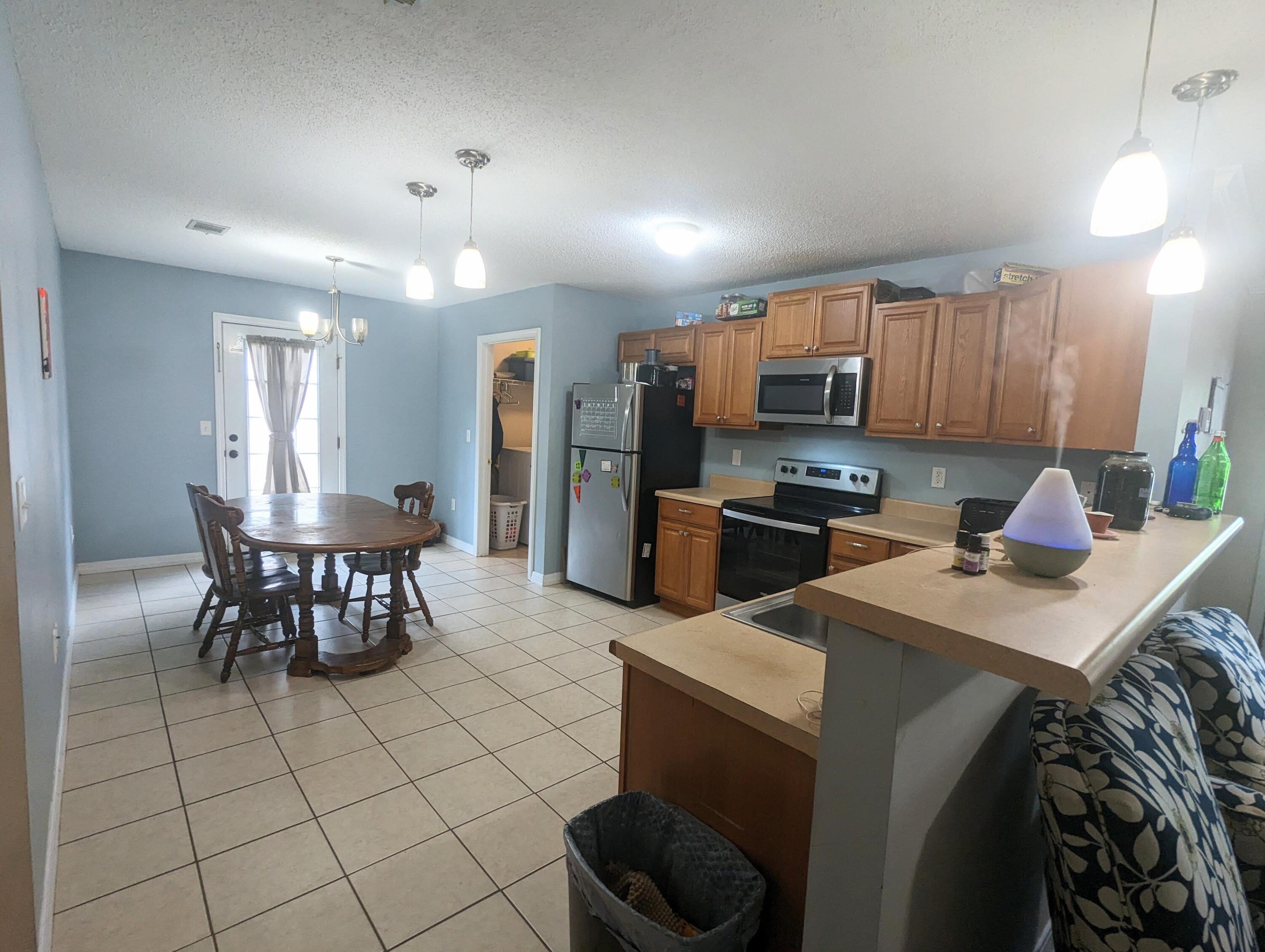 HOLLY GROVE SOUTH - Residential