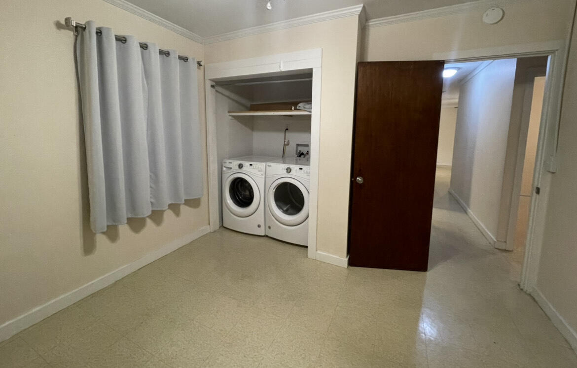 METES & BOUNDS - Residential Lease