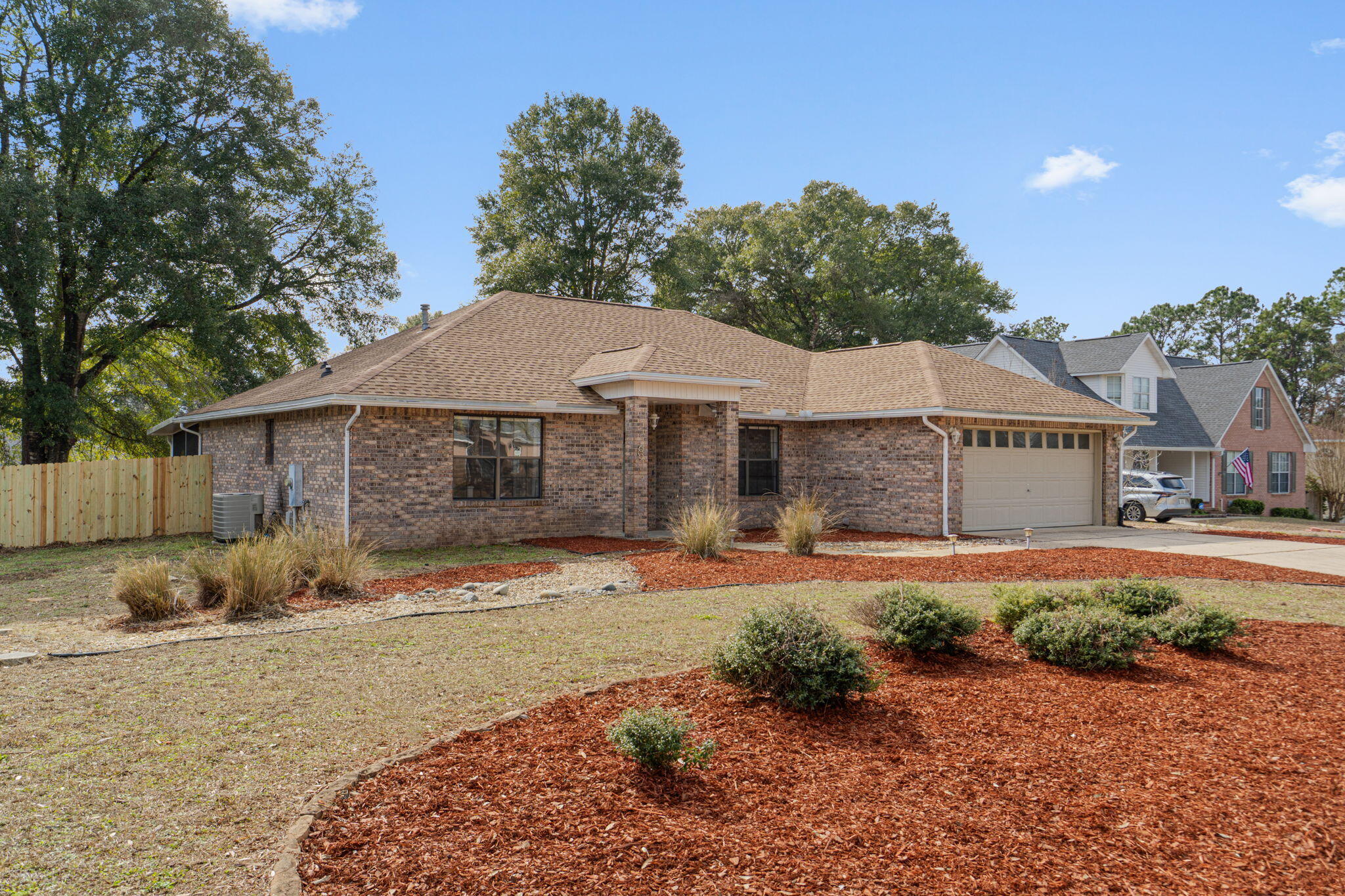 LAKESIDE EAST - Residential