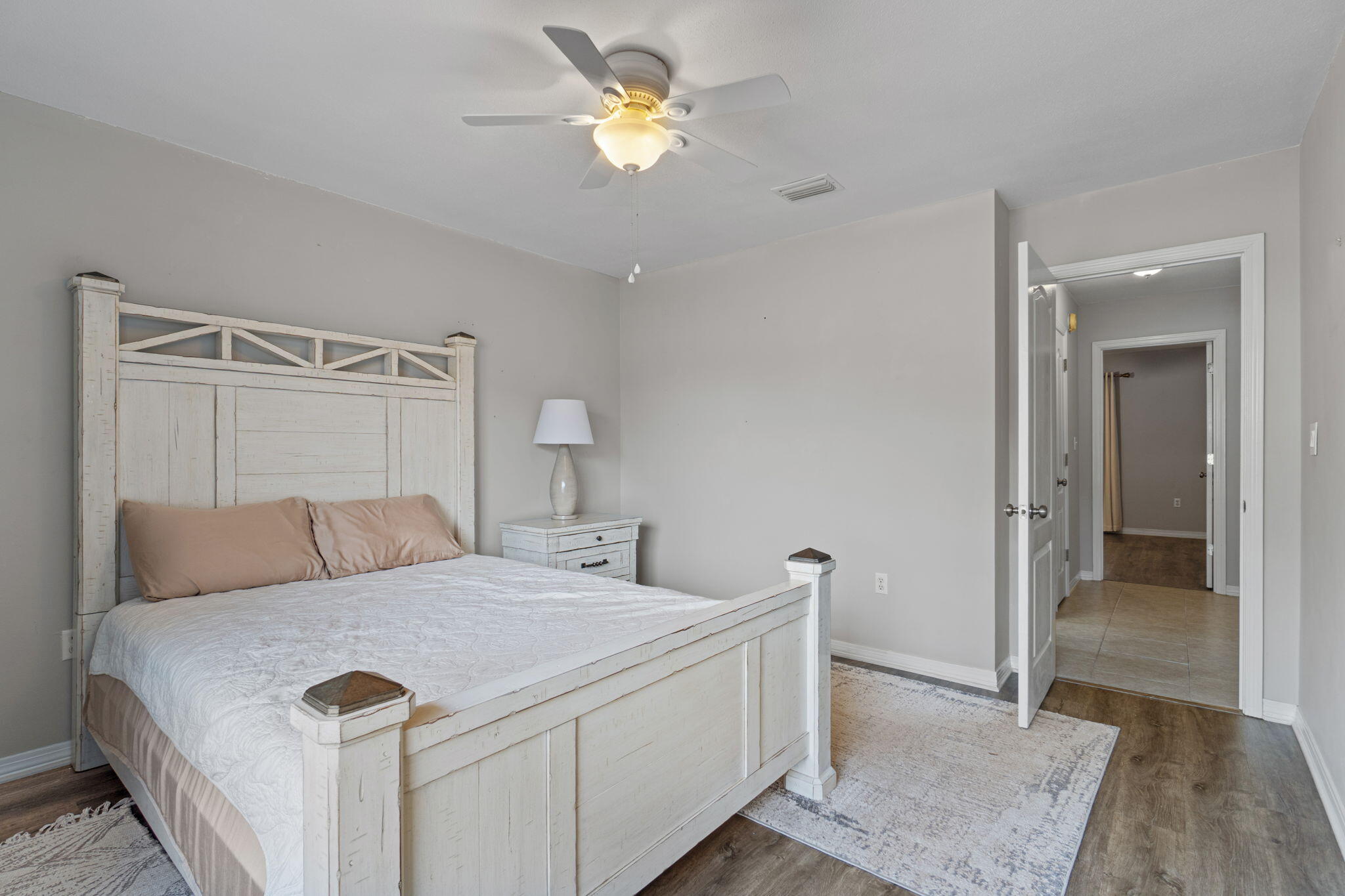 LAKESIDE EAST - Residential