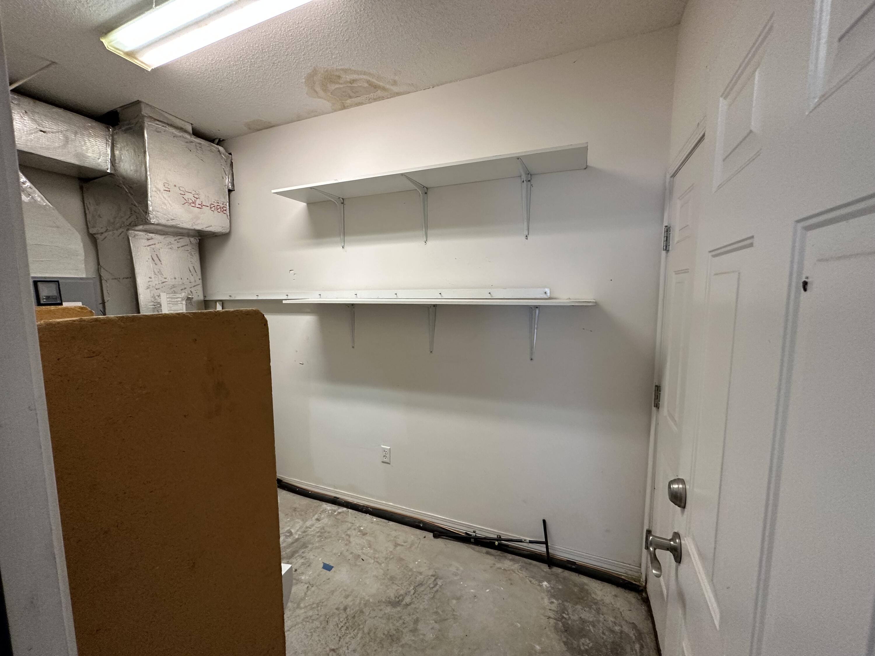EMERALD BAY PH 1A - Residential Lease