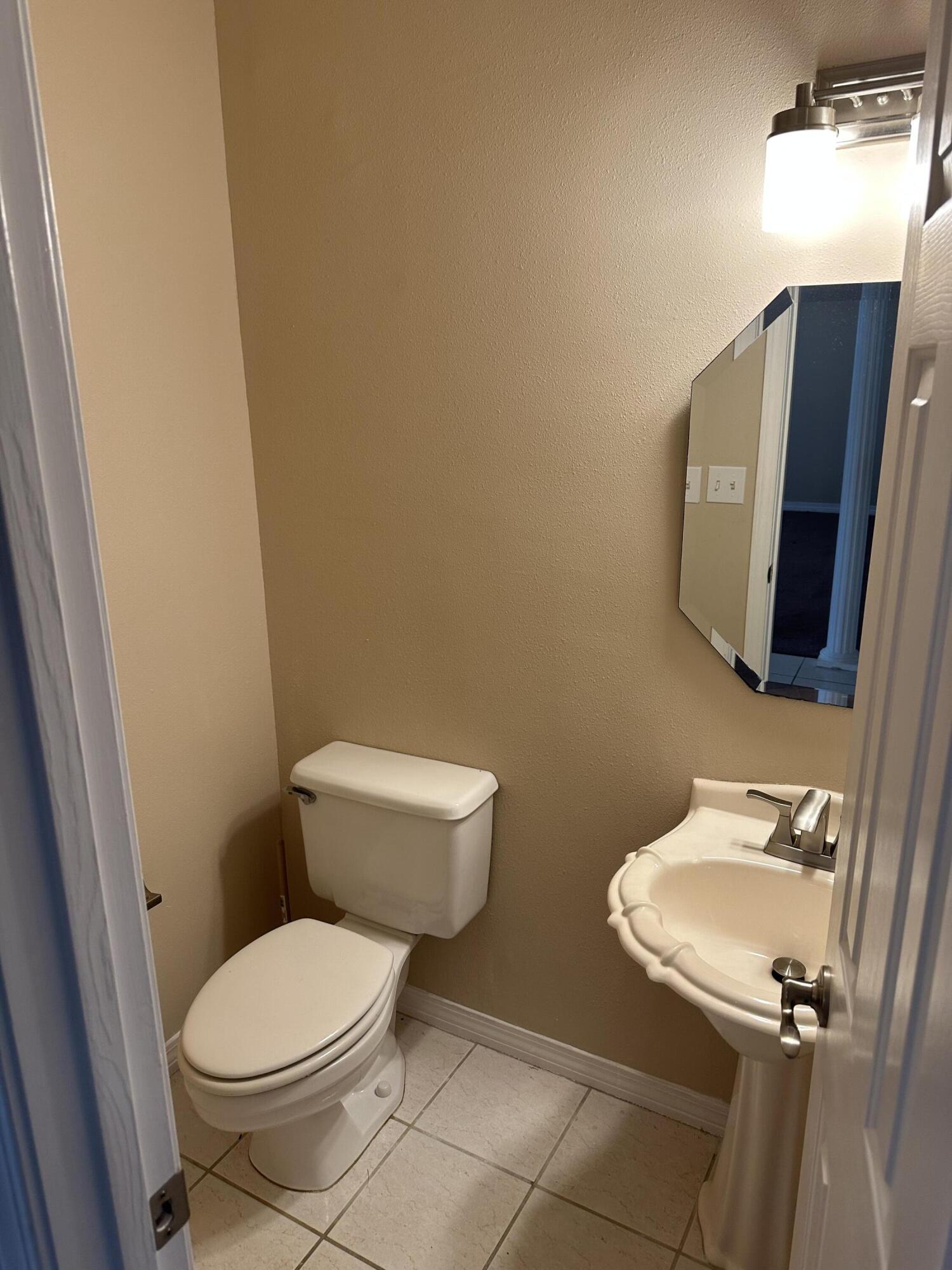 EMERALD BAY PH 1A - Residential Lease