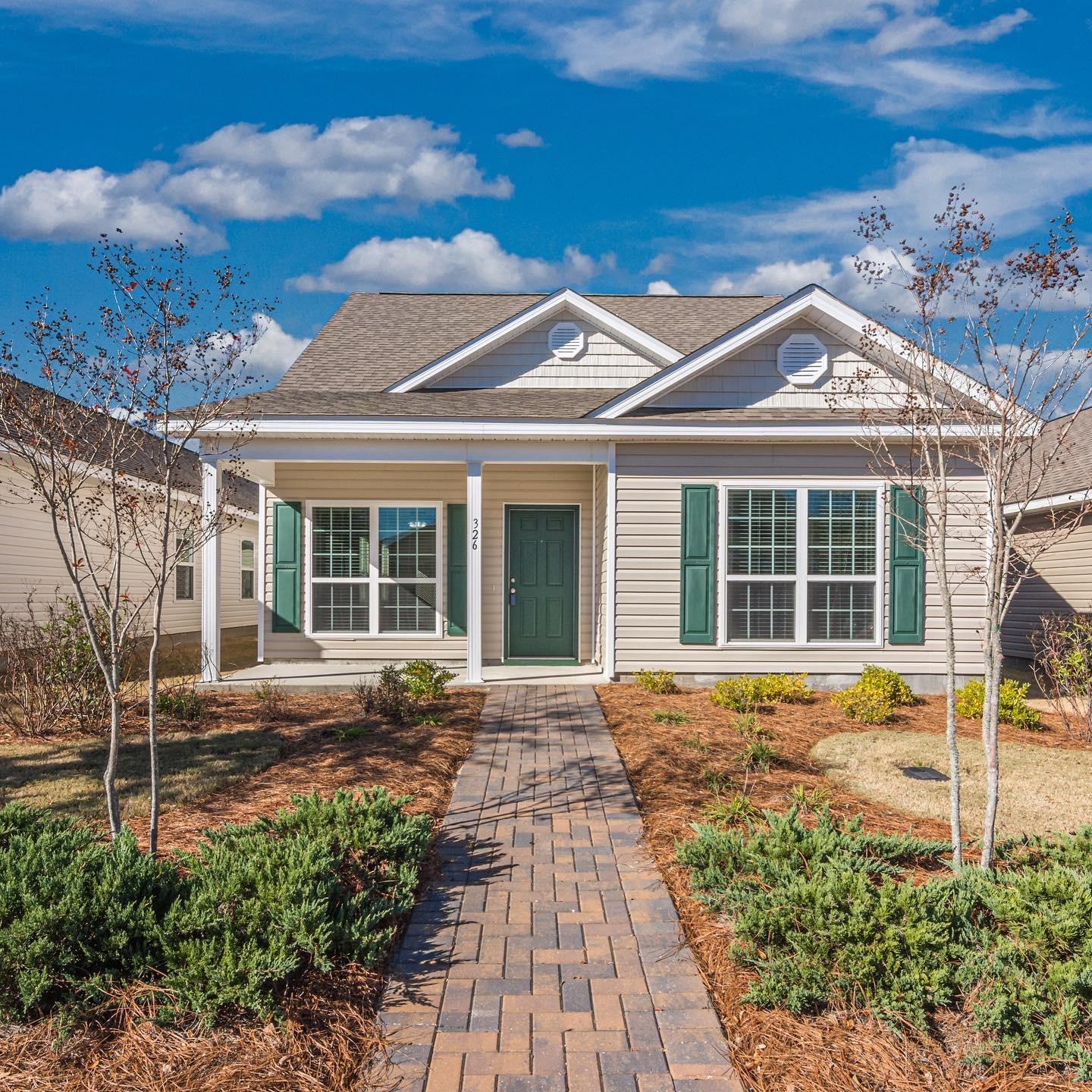 HAMMOCK BAY - Residential