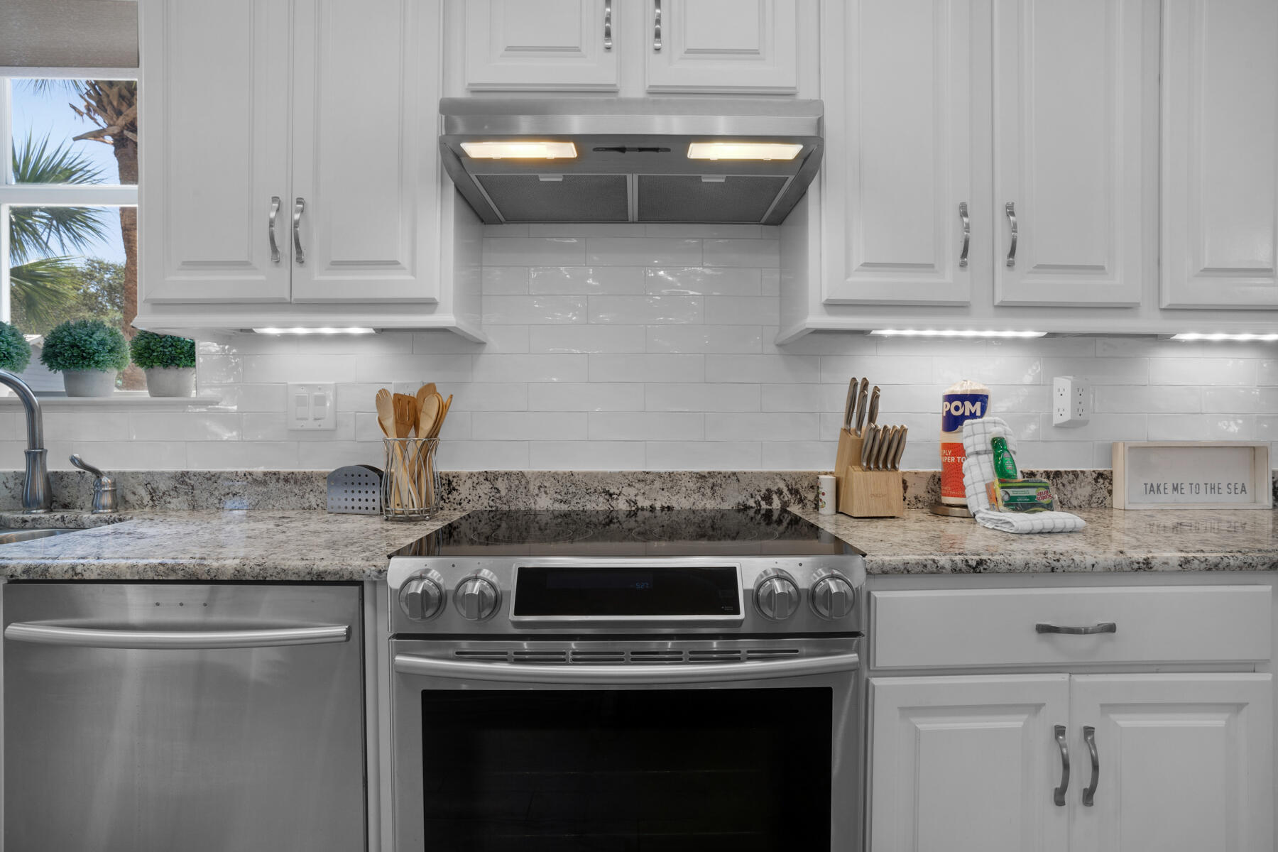 CRYSTAL BEACH - Residential