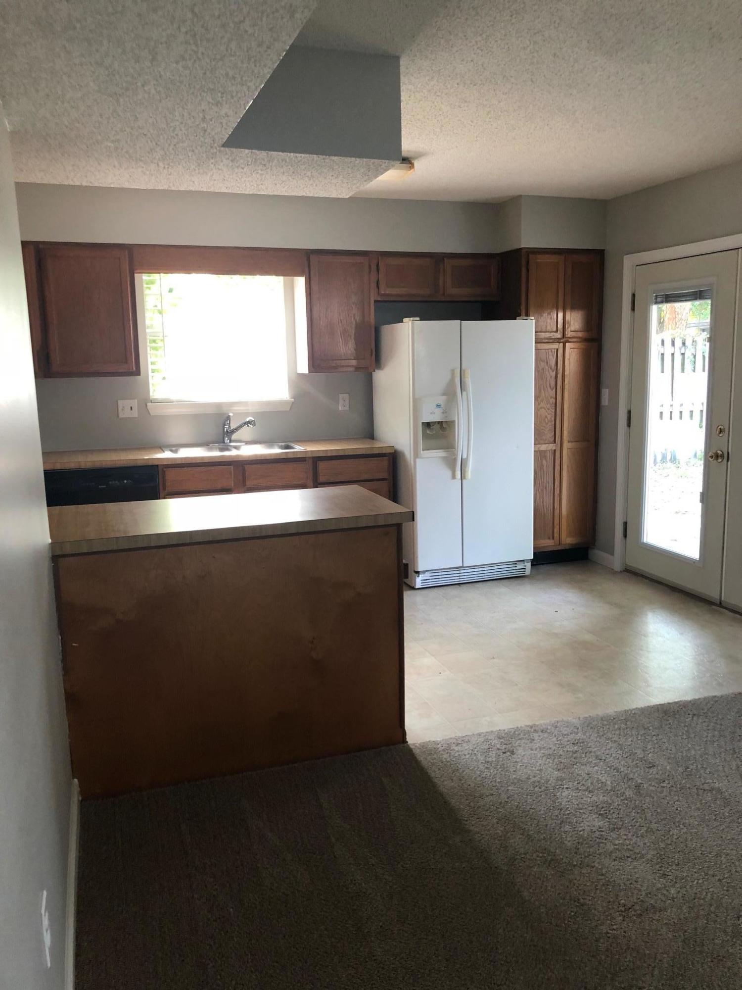 CANTERBURY WOODS 1ST ADDN - Residential Lease