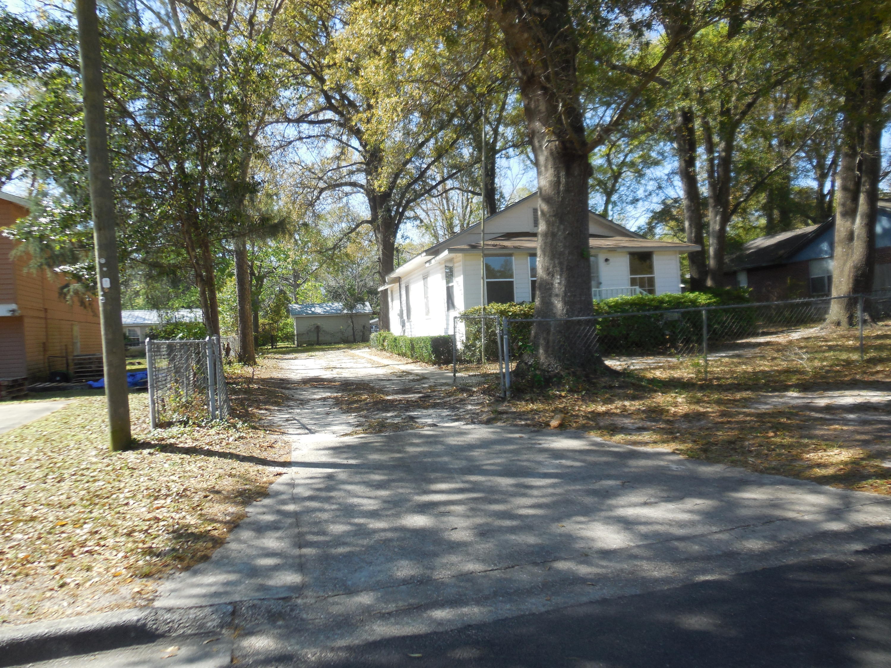 Crestview - Residential Lease