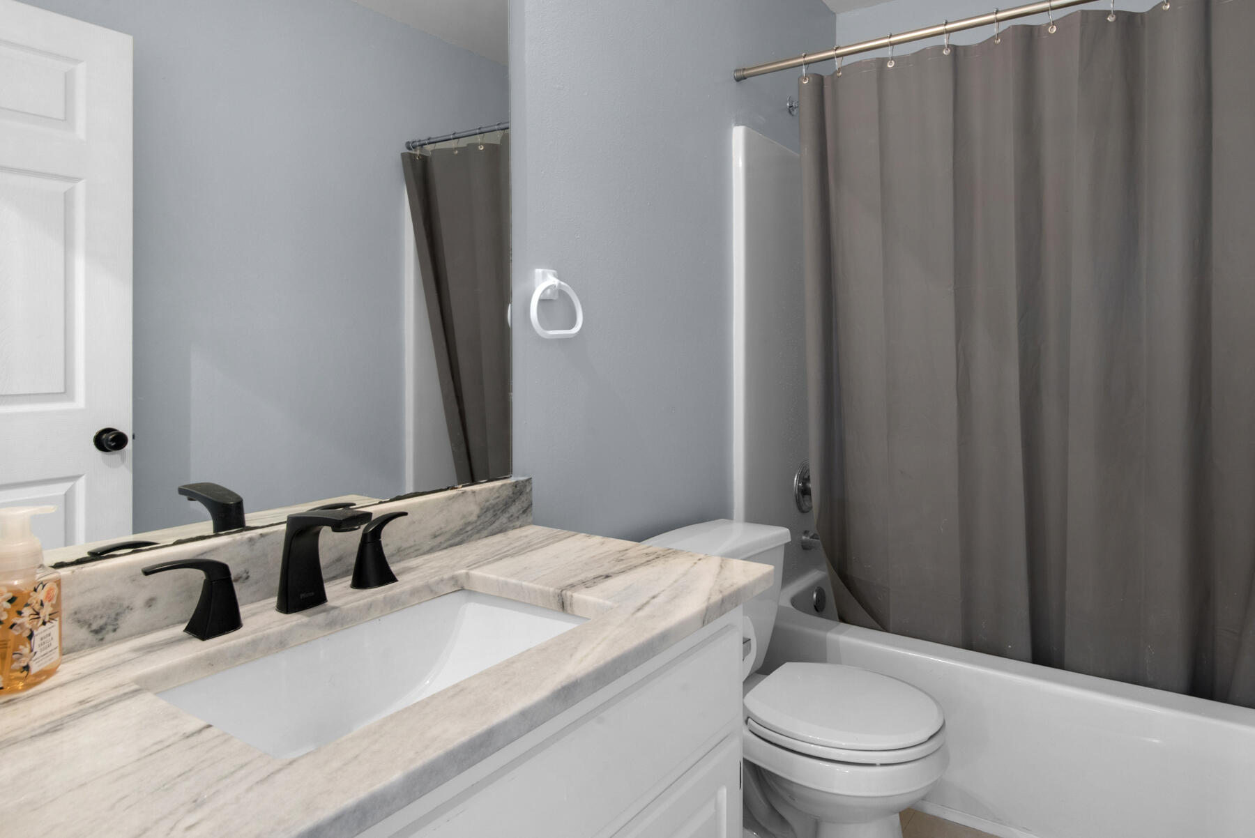 CHEROKEE BEND S/D PH 2 - Residential Lease