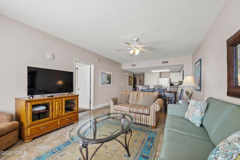 MAJESTIC BEACH TOWERS I - Residential