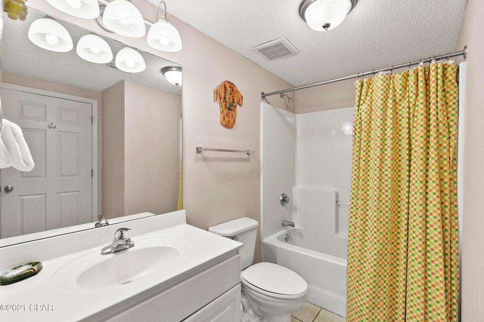 MAJESTIC BEACH TOWERS I - Residential
