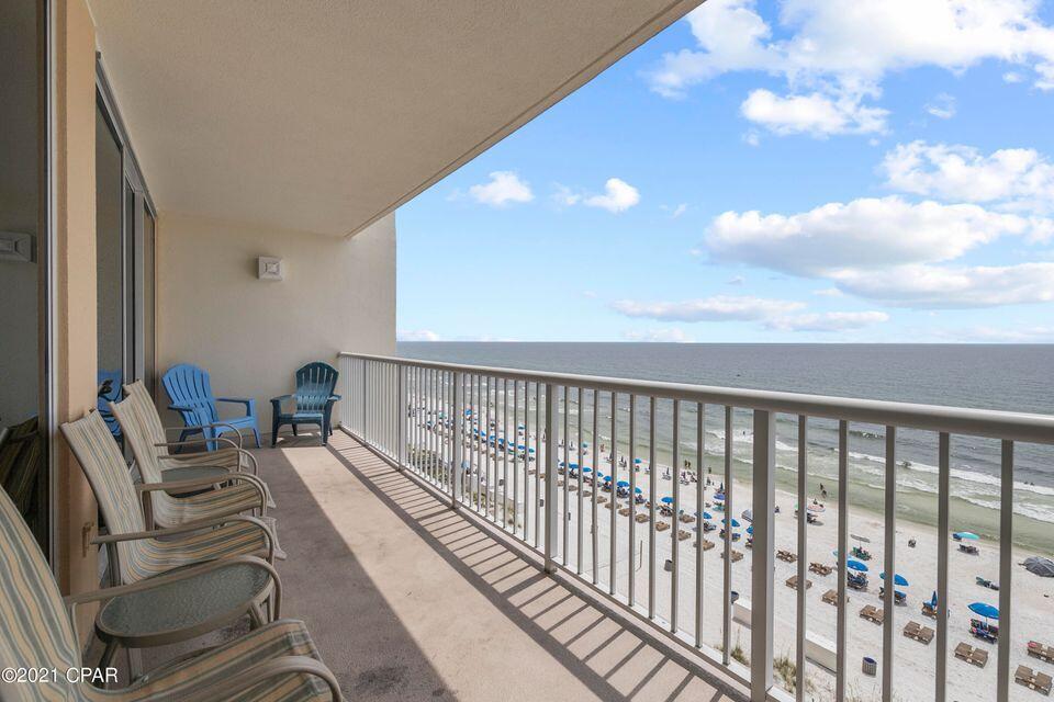 MAJESTIC BEACH TOWERS I - Residential