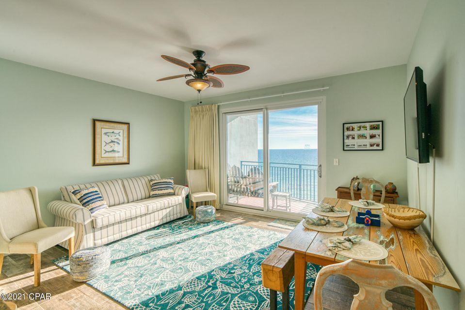 PERFECT ELEVATION WITHIN THE STACK! Great condo in excellent condition! This one of a kind property conjures up images of sun-splashed
days of swimming, biking, and relaxing. It lives like a beach house but comes with all the benefits of owning a condo. This property has been upgraded to the
owners discerning taste and then meticulously maintained. Hard surface flooring throughout and conveys with most furnishings, window treatments, and artwork
that welcome you to lie back, relax, and enjoy panoramic views of the pool, beach and ocean. Condo has 9' ceilings throughout. Efficient floor-plan allows for
fabulous Gulf and sunset views from balcony, living room, dining room, kitchen, providing the ultimate alfresco living and entertaining environment!