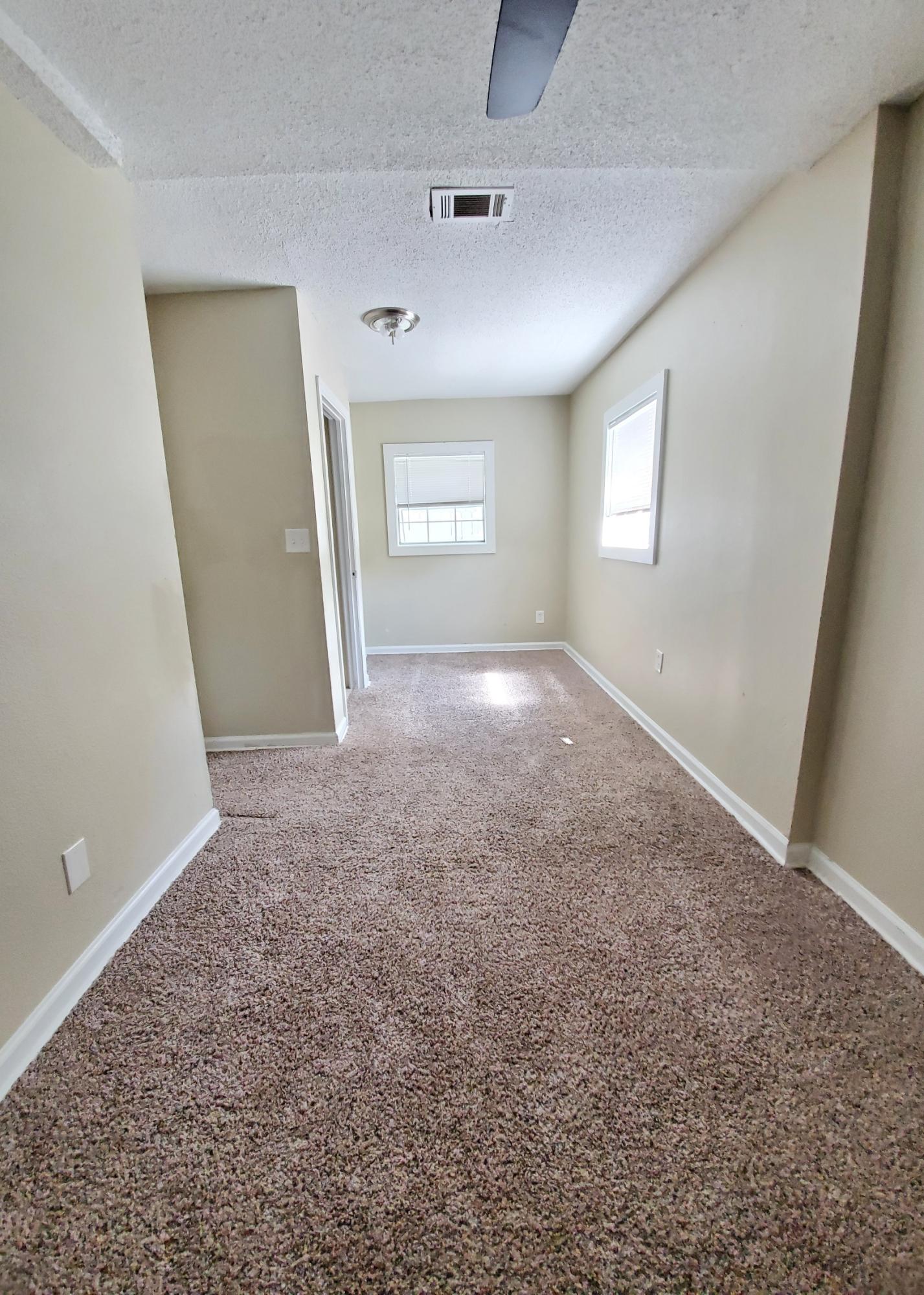 PINEVIEW - Residential Lease