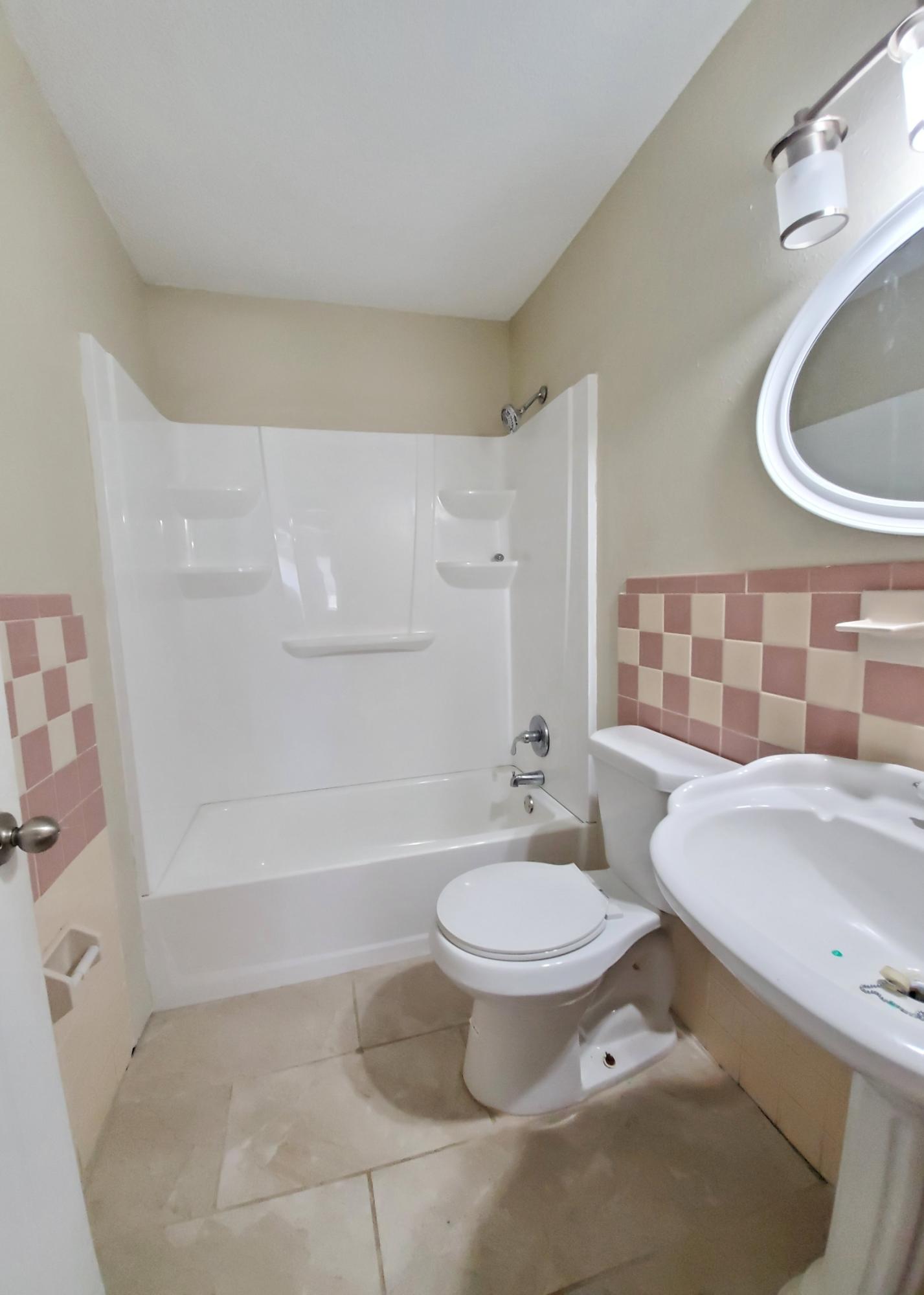 PINEVIEW - Residential Lease