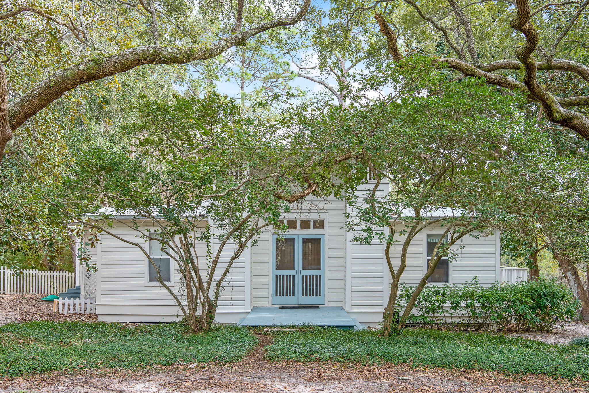 GRAYTON BEACH - Residential