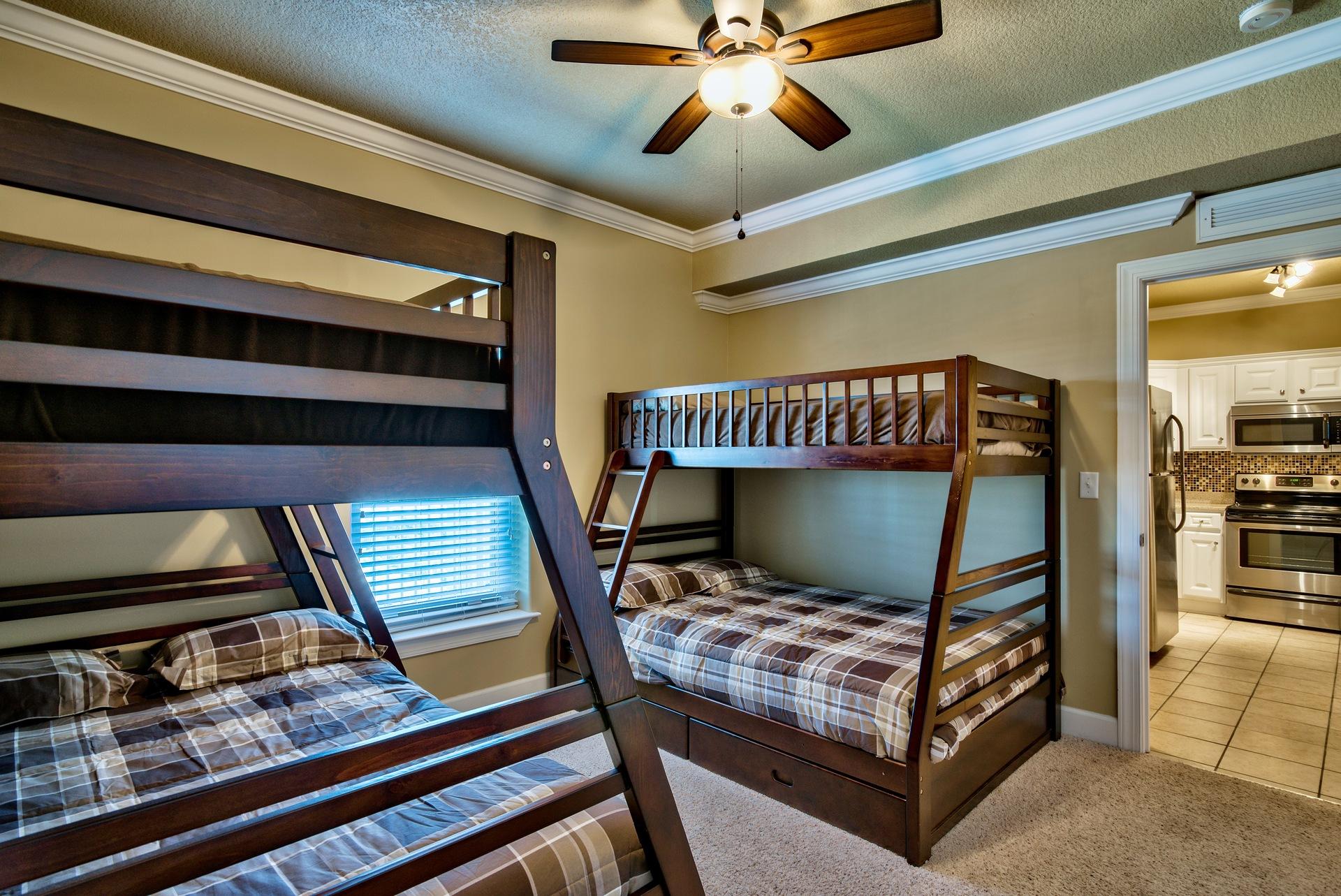 TROPIC WINDS - Residential