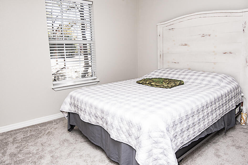 LOST CREEK PH 2 - Residential Lease