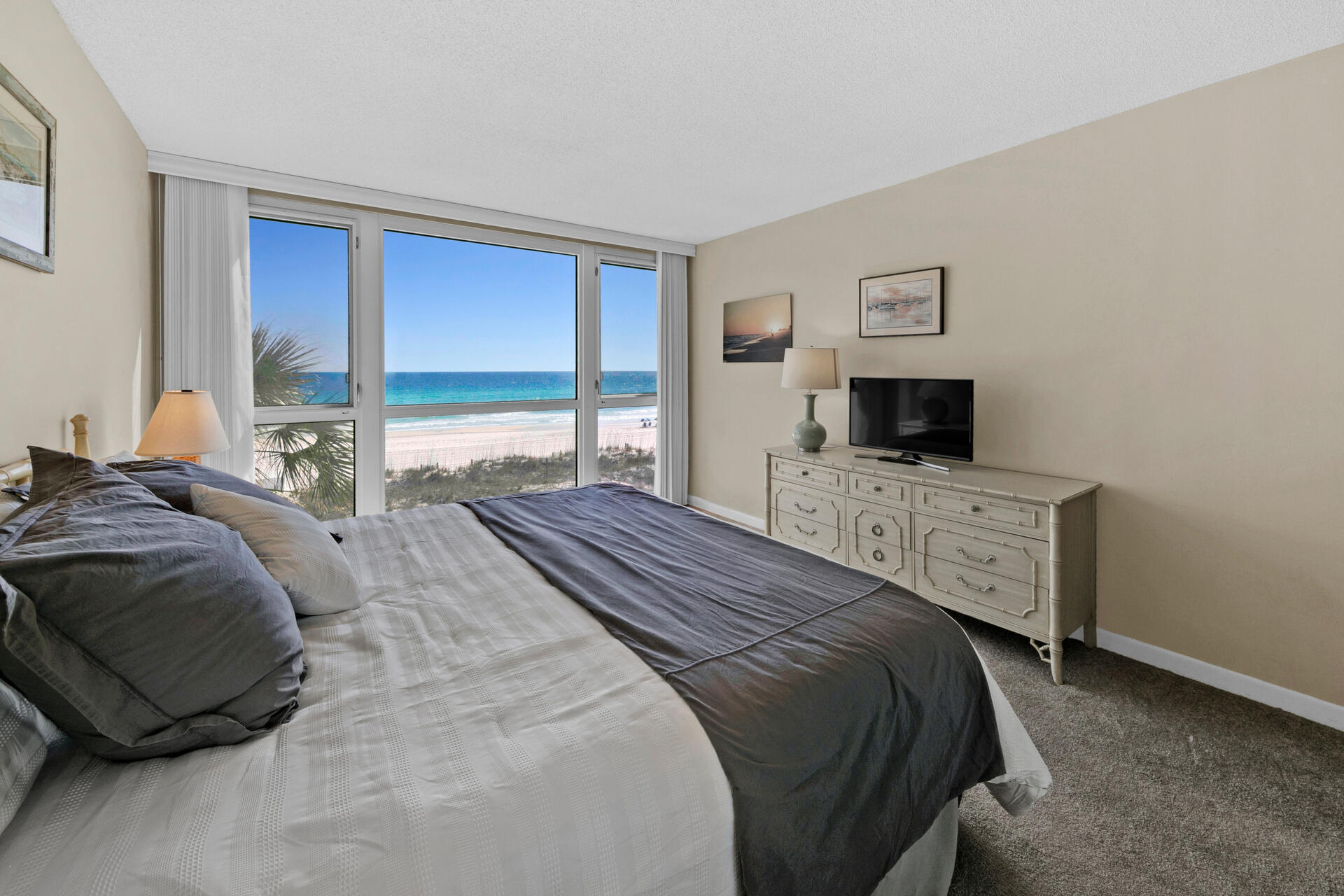 GRAND MARINER PH 1 - Residential