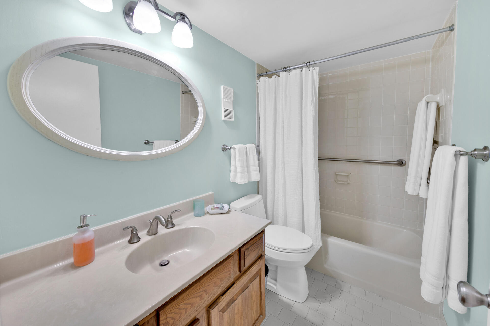 GRAND MARINER PH 1 - Residential