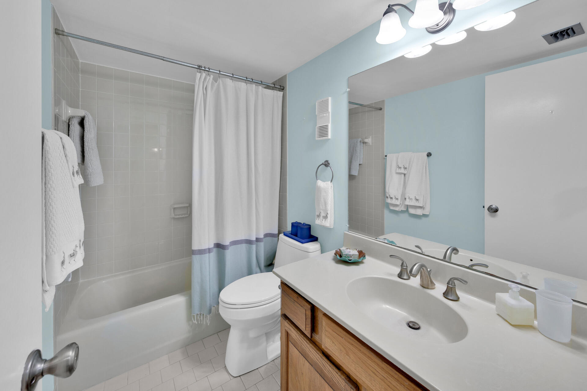 GRAND MARINER PH 1 - Residential