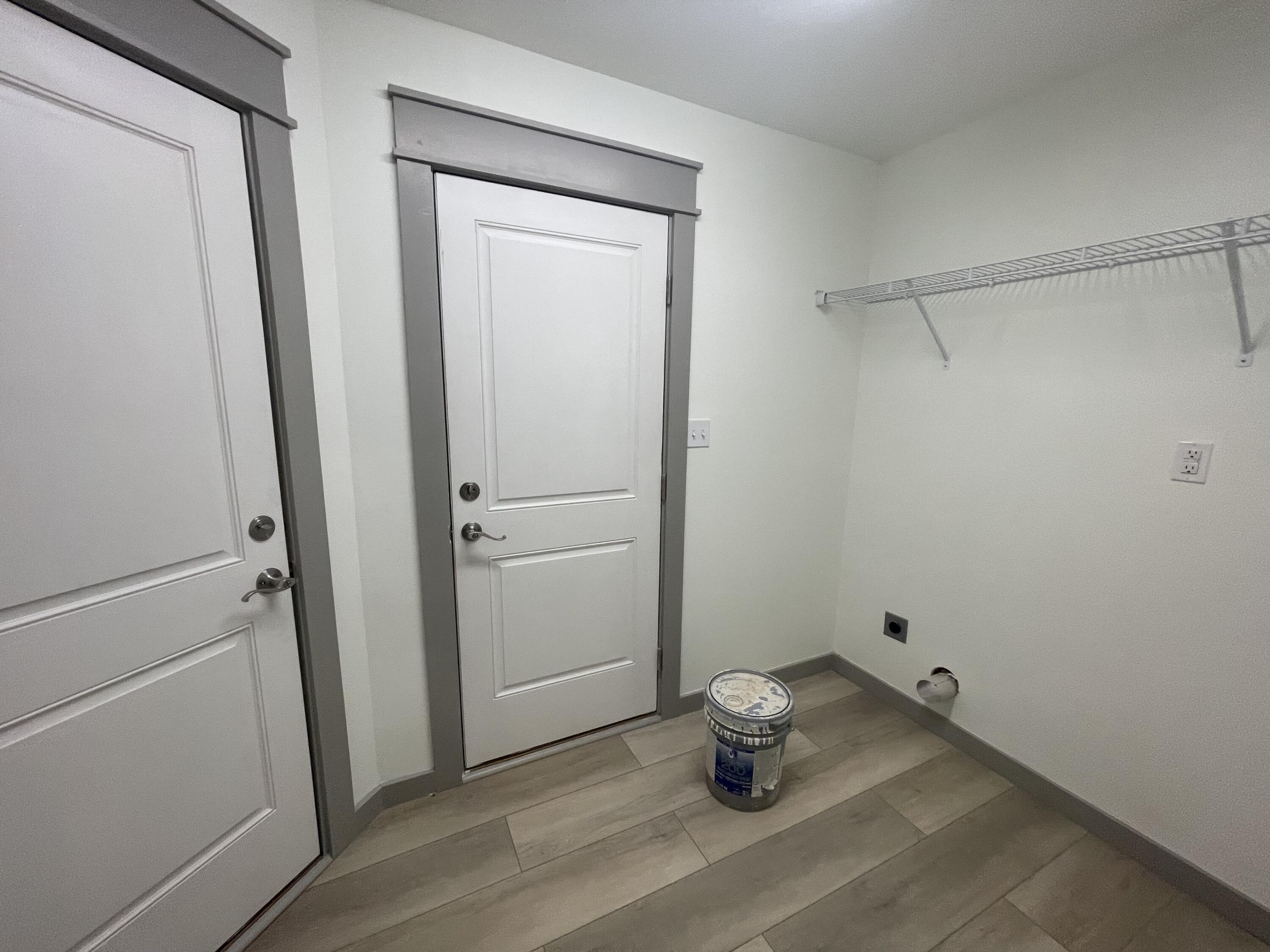 CRESTVIEW - Residential Lease