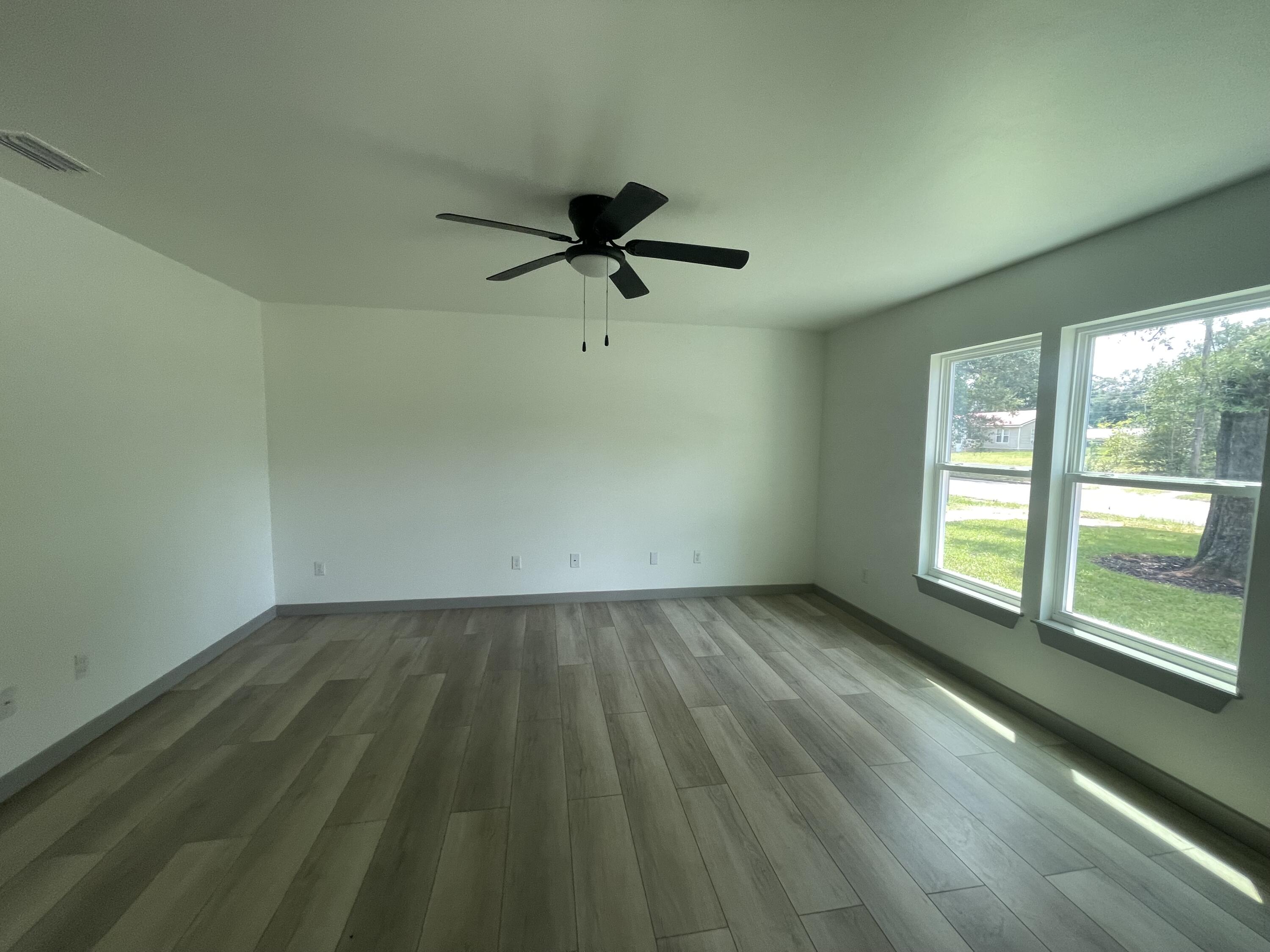 CRESTVIEW - Residential Lease