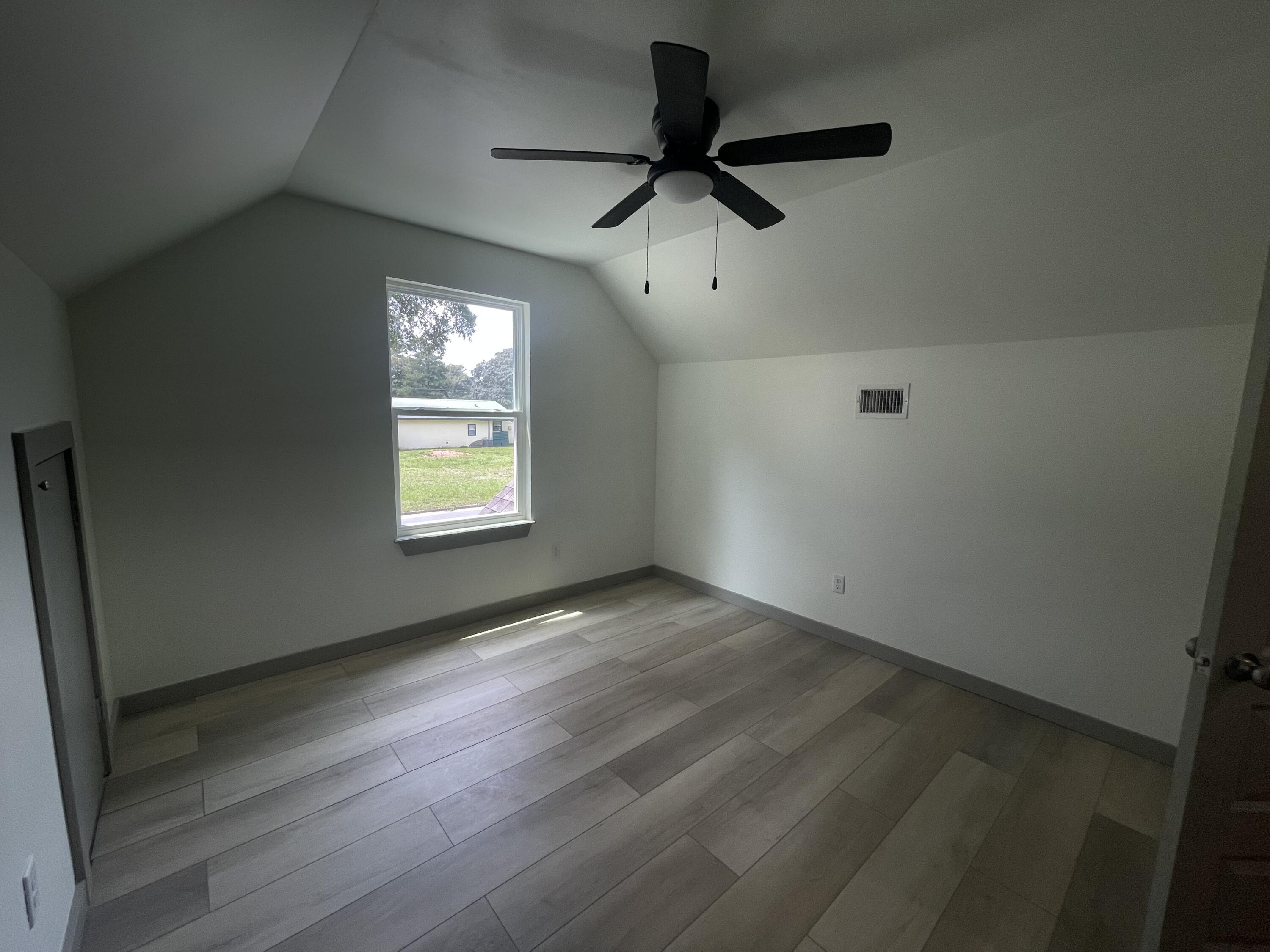 CRESTVIEW - Residential Lease