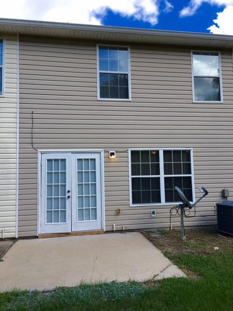 ROLLING PINES - Residential Lease