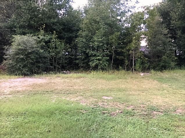 ROLLING PINES - Residential Lease