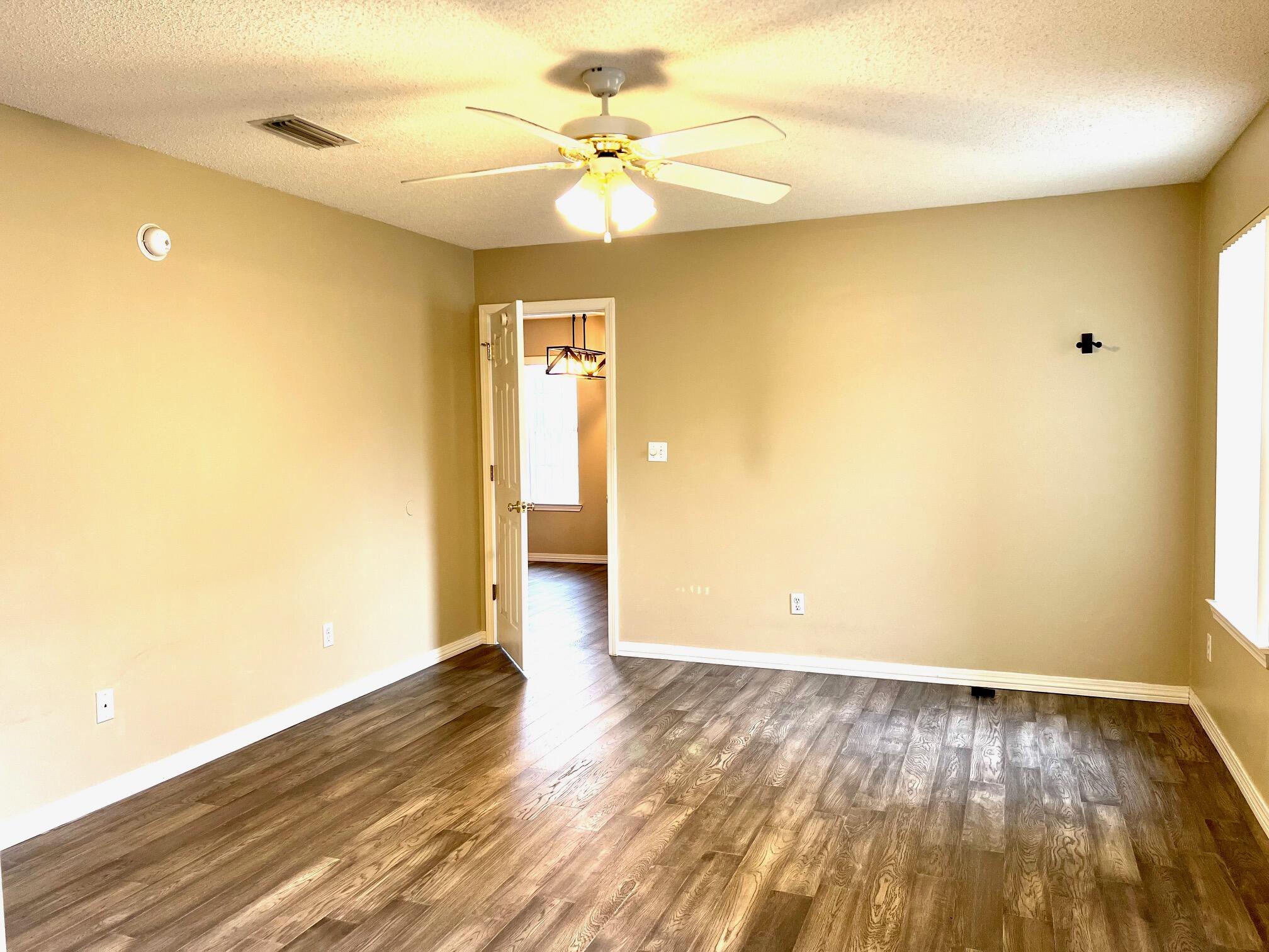 SOUTHERN PINES - Residential Lease