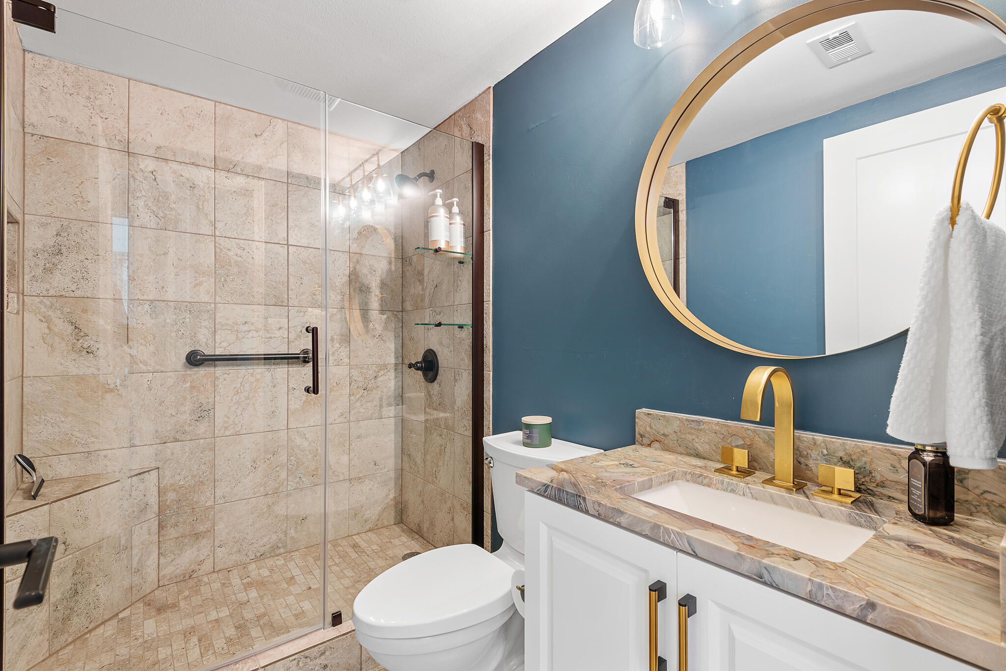 JADE EAST TOWERS CONDO - Residential