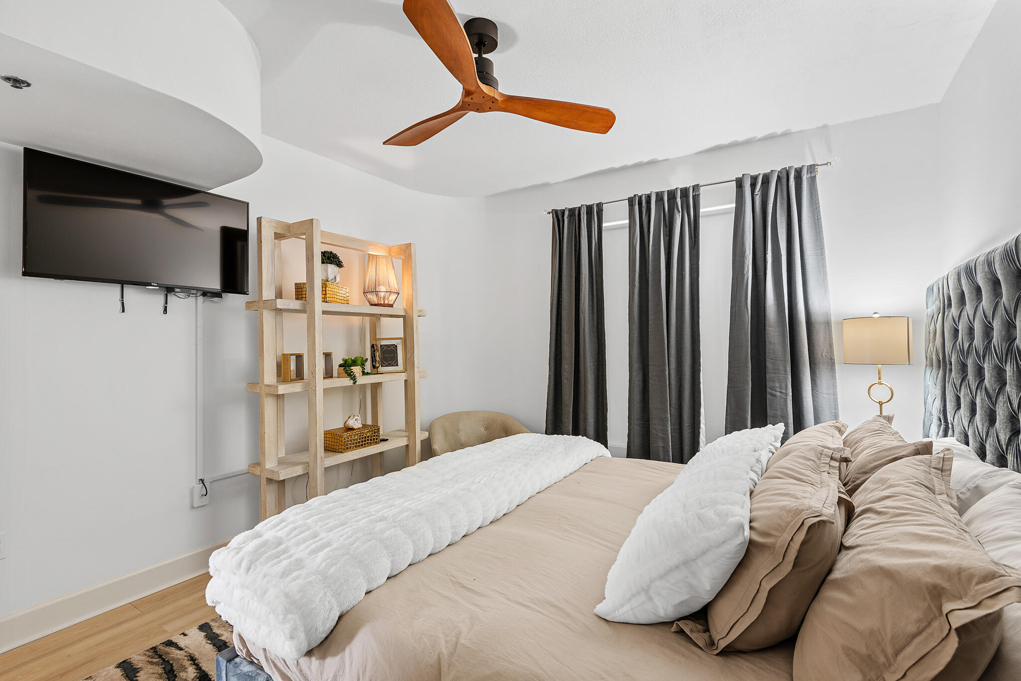 JADE EAST TOWERS CONDO - Residential