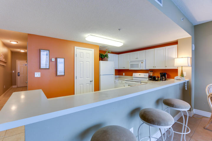 MAJESTIC BEACH TOWERS I - Residential