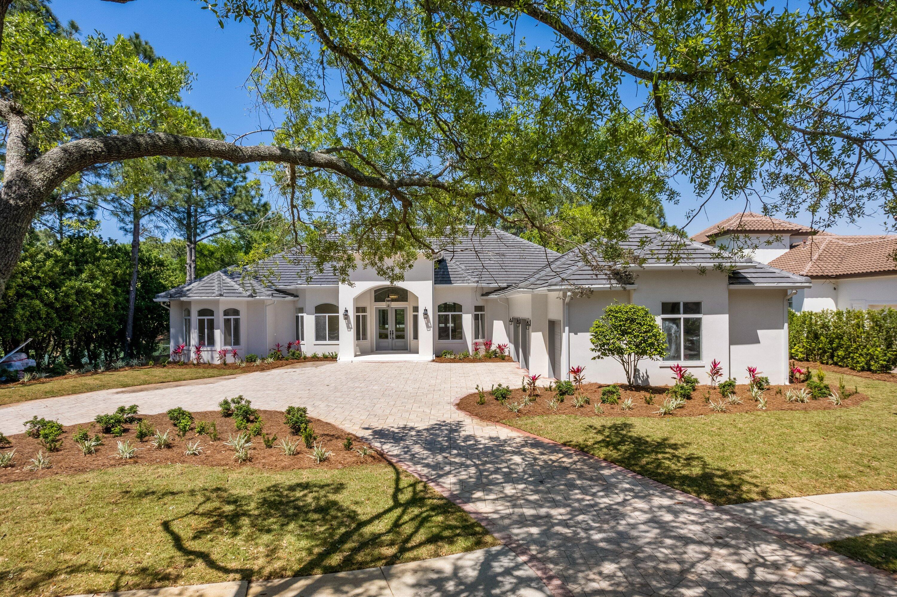 BURNT PINE - Residential