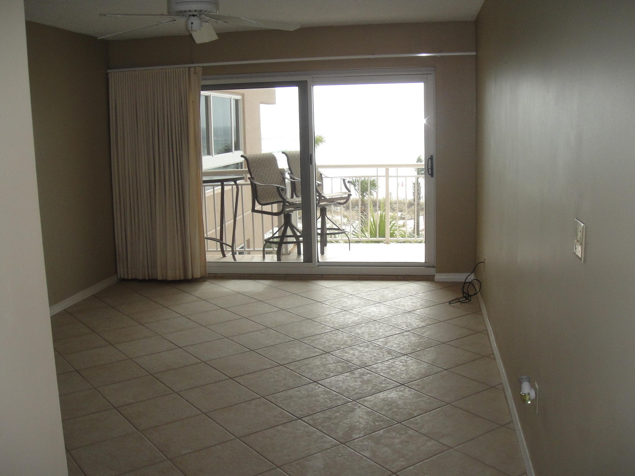 DESTIN TOWERS CONDO - Residential