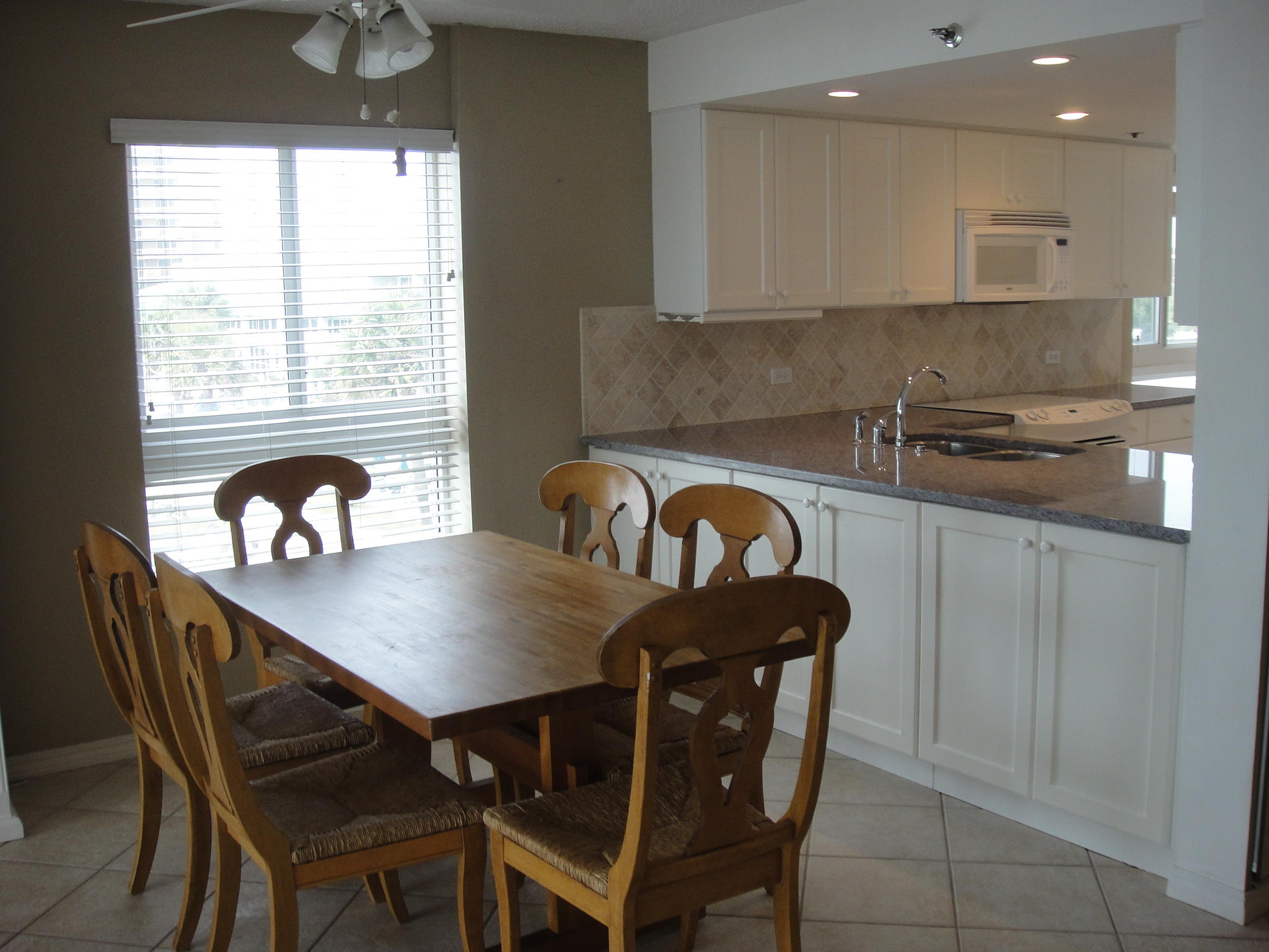 DESTIN TOWERS CONDO - Residential