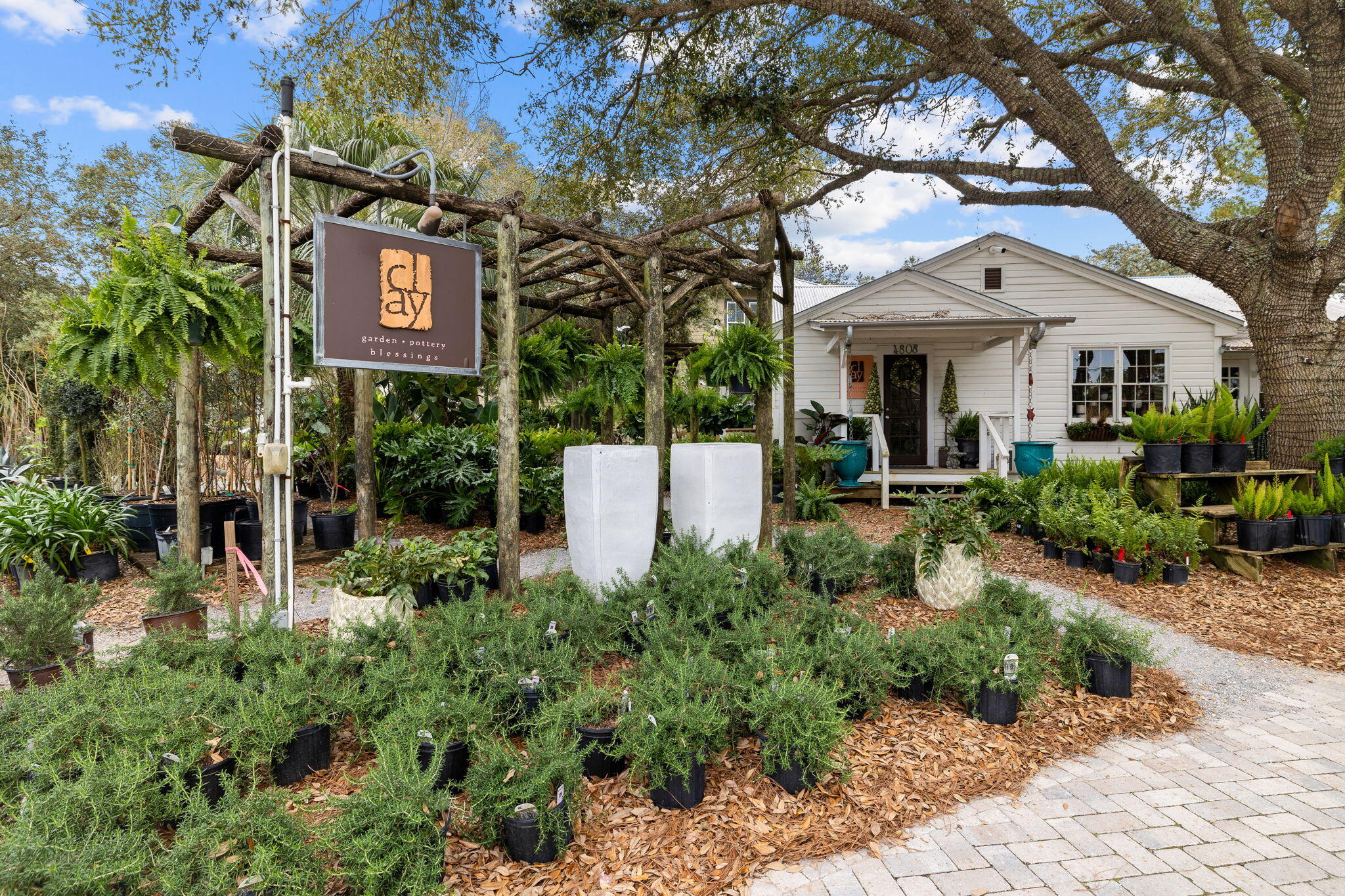 BEACHWOOD VILLAS CONDO - Residential