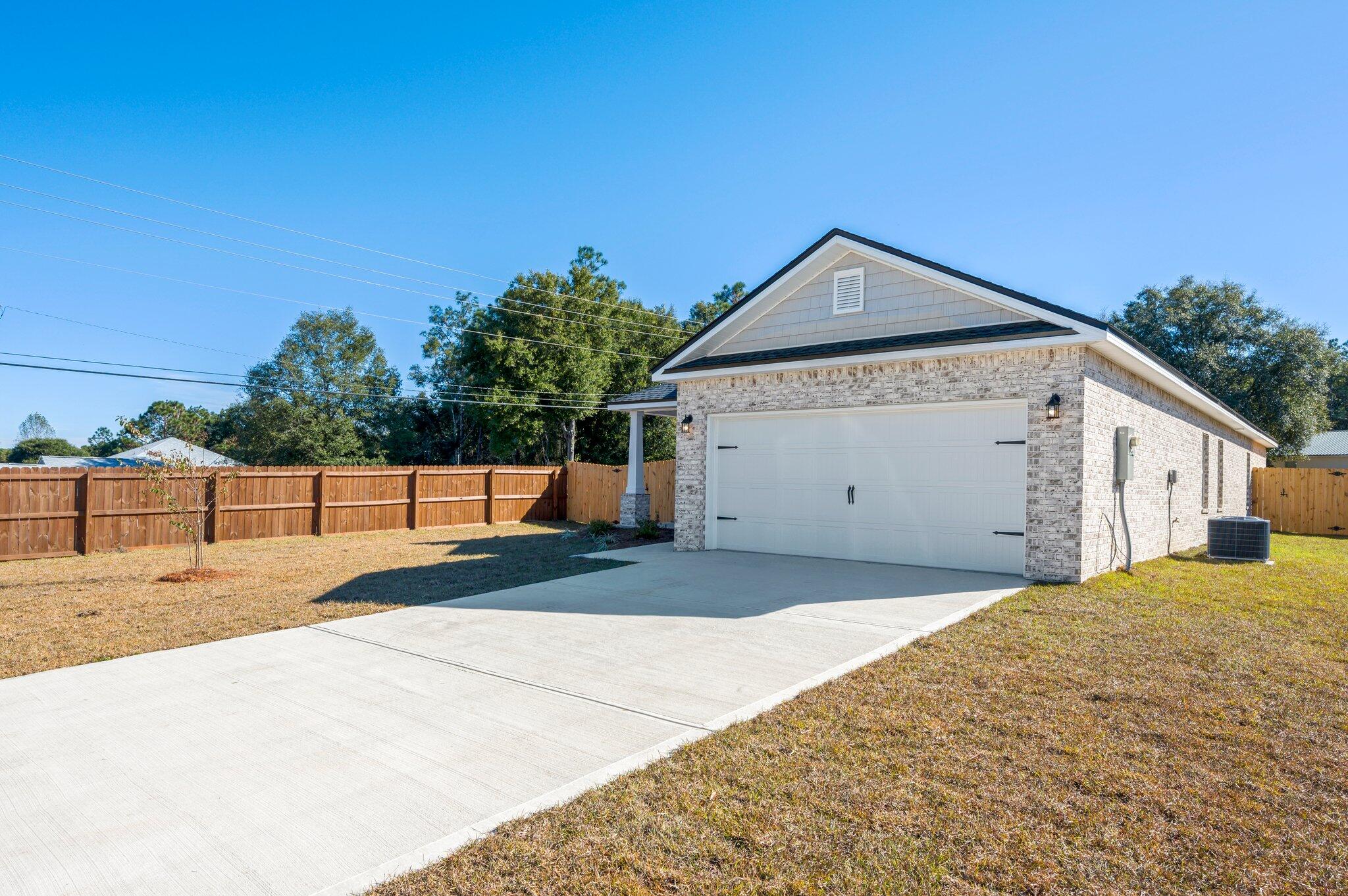 LIBERTY OAKS - Residential