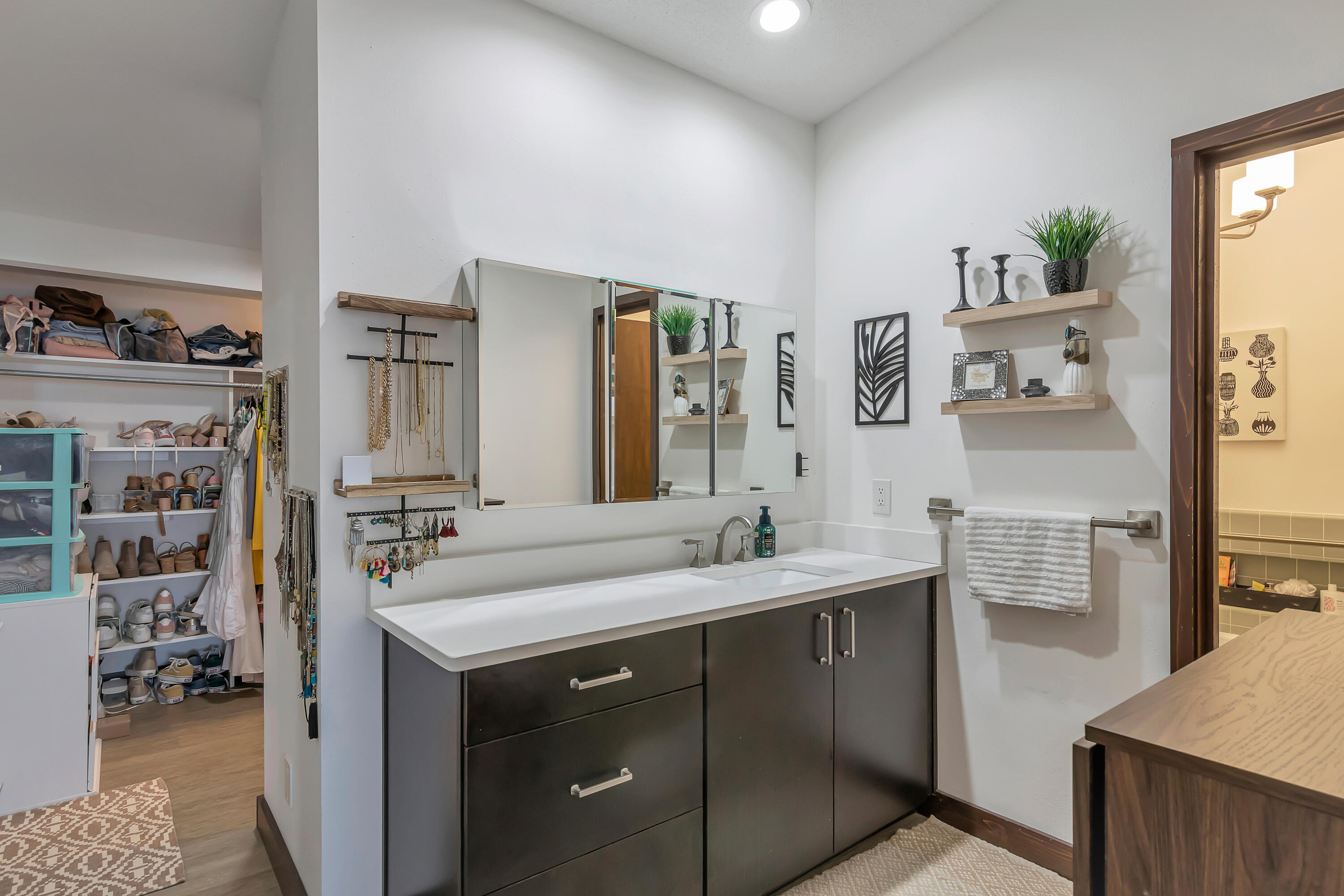 FWB&MRY ESTHR WATER - Residential