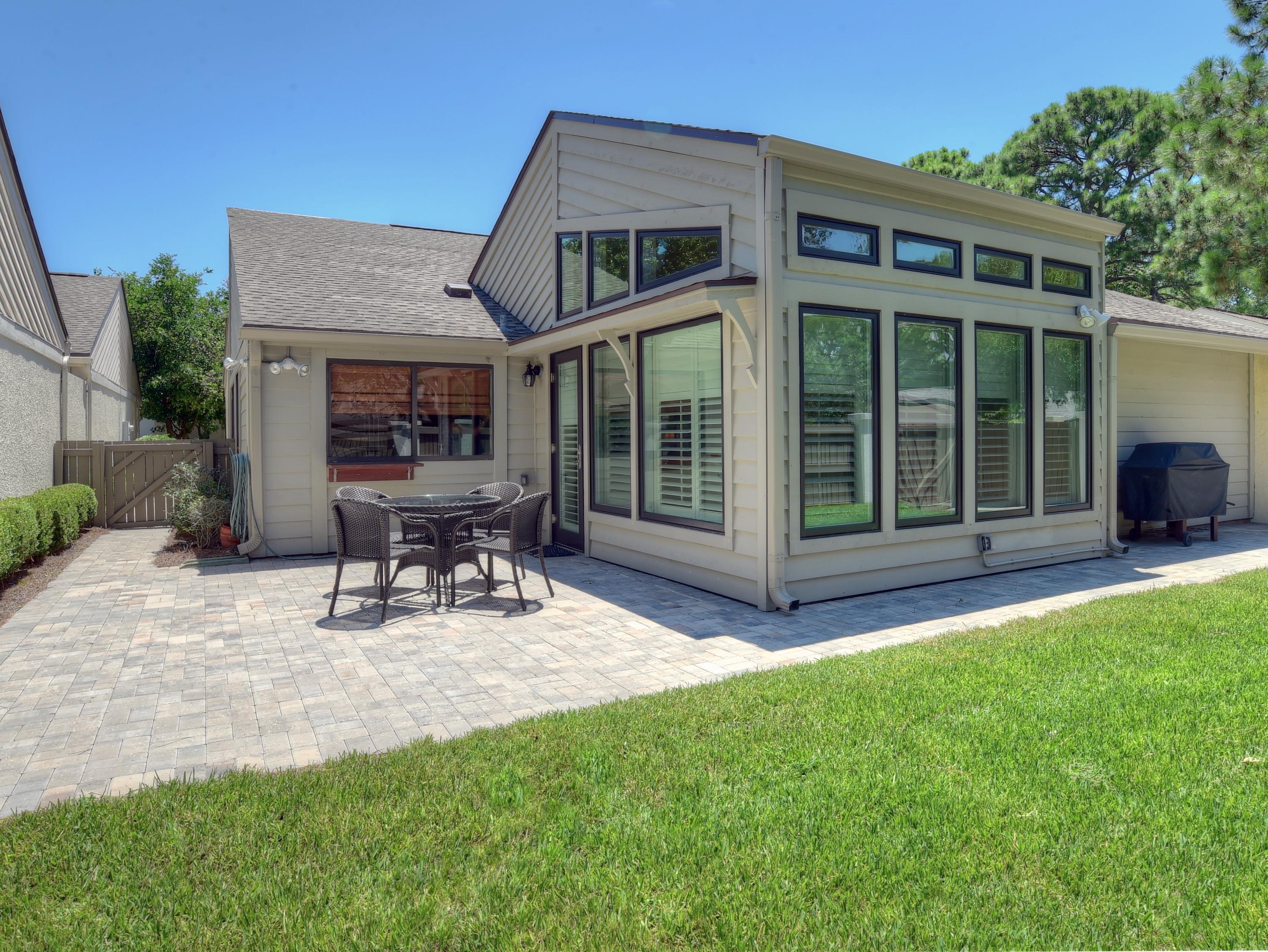L'ATRIUM - Residential Lease