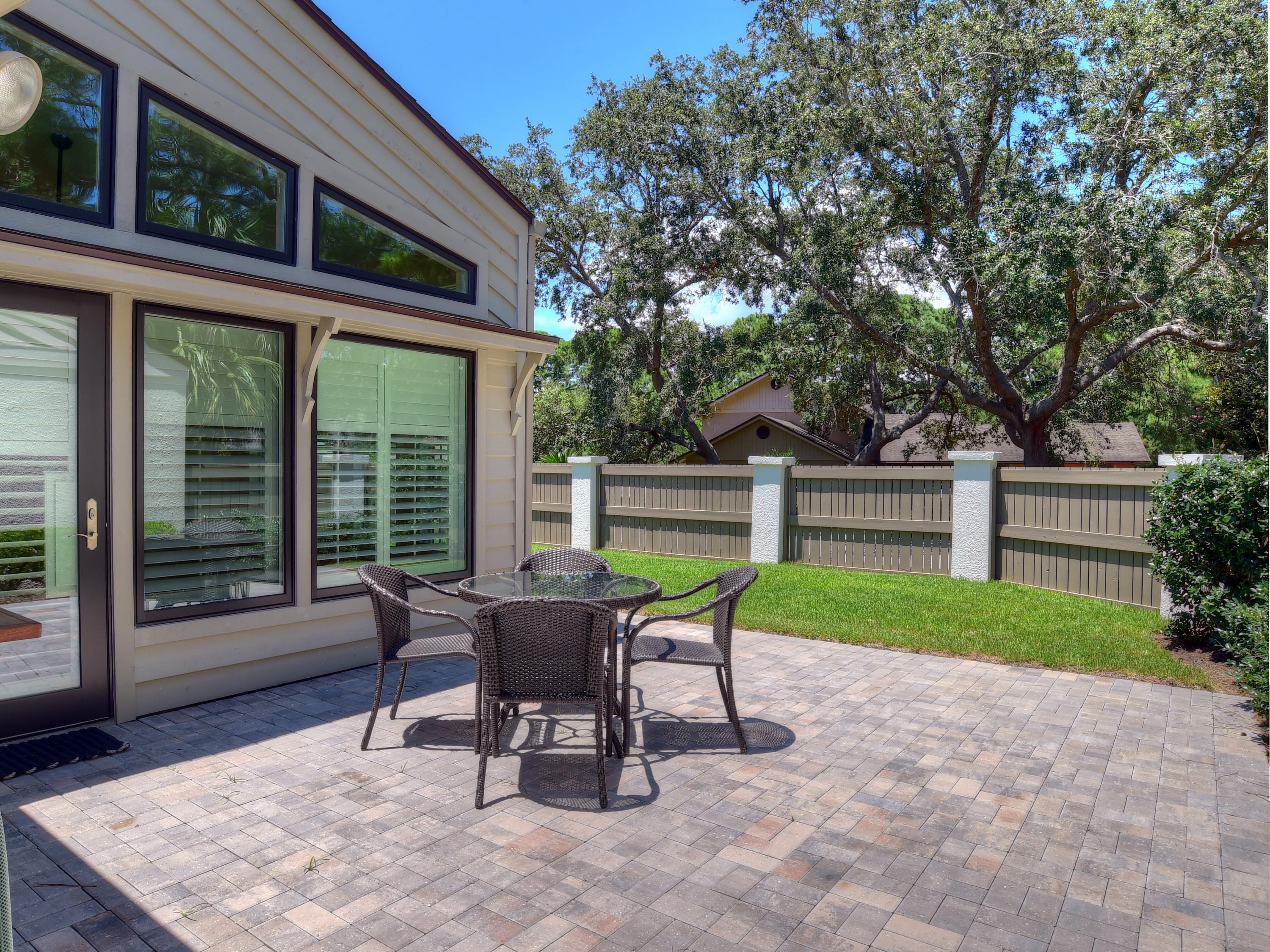 L'ATRIUM - Residential Lease
