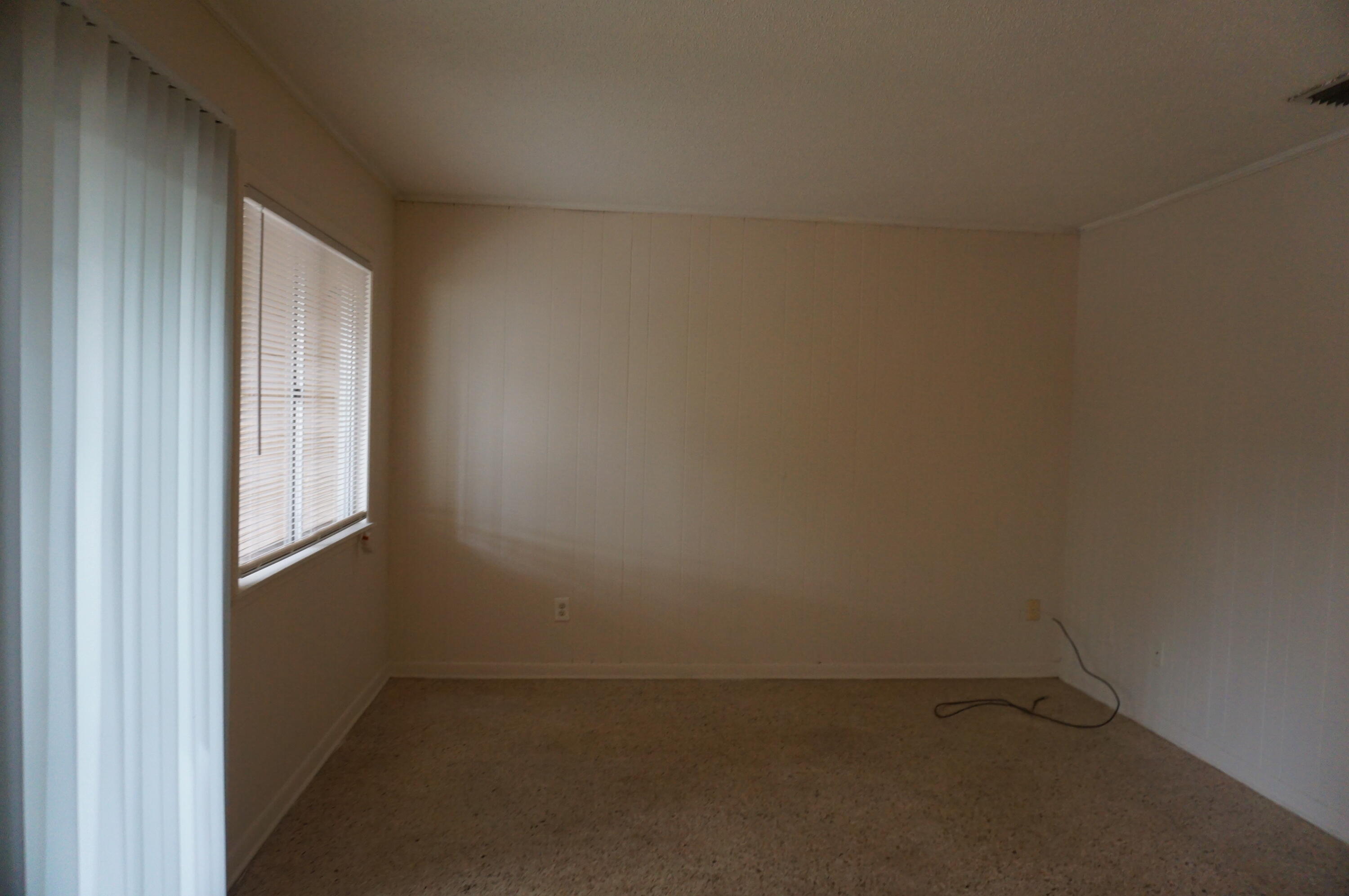 PORT DIXIE - Residential Lease