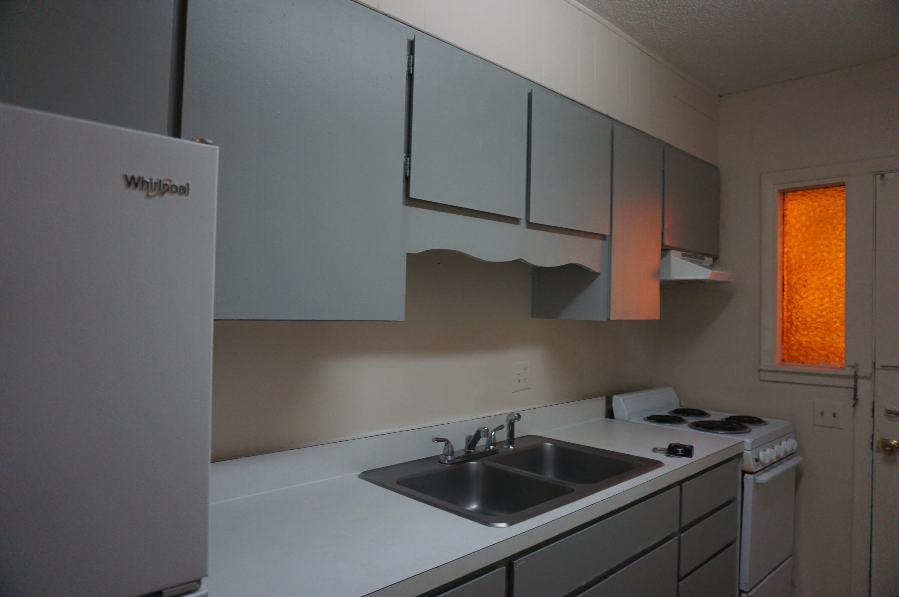 PORT DIXIE - Residential Lease