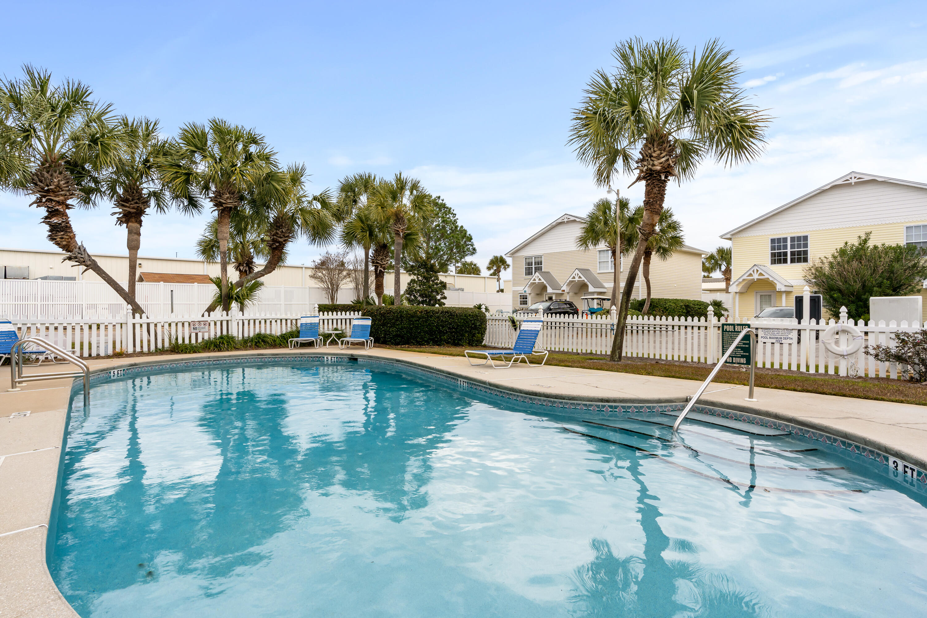 SUMMERLAKE T/H - Residential