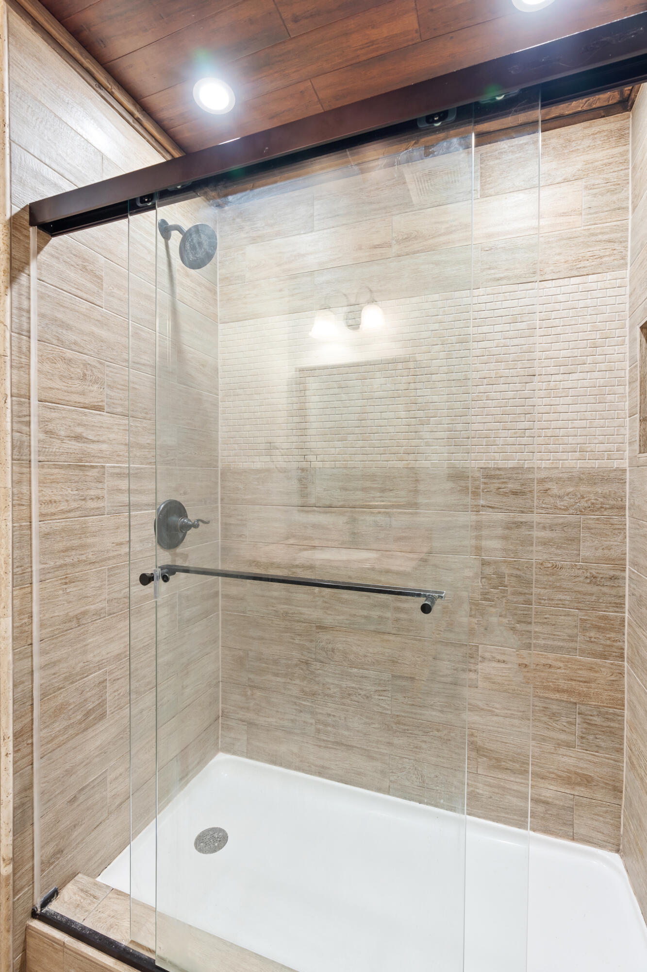 SUMMERLAKE T/H - Residential
