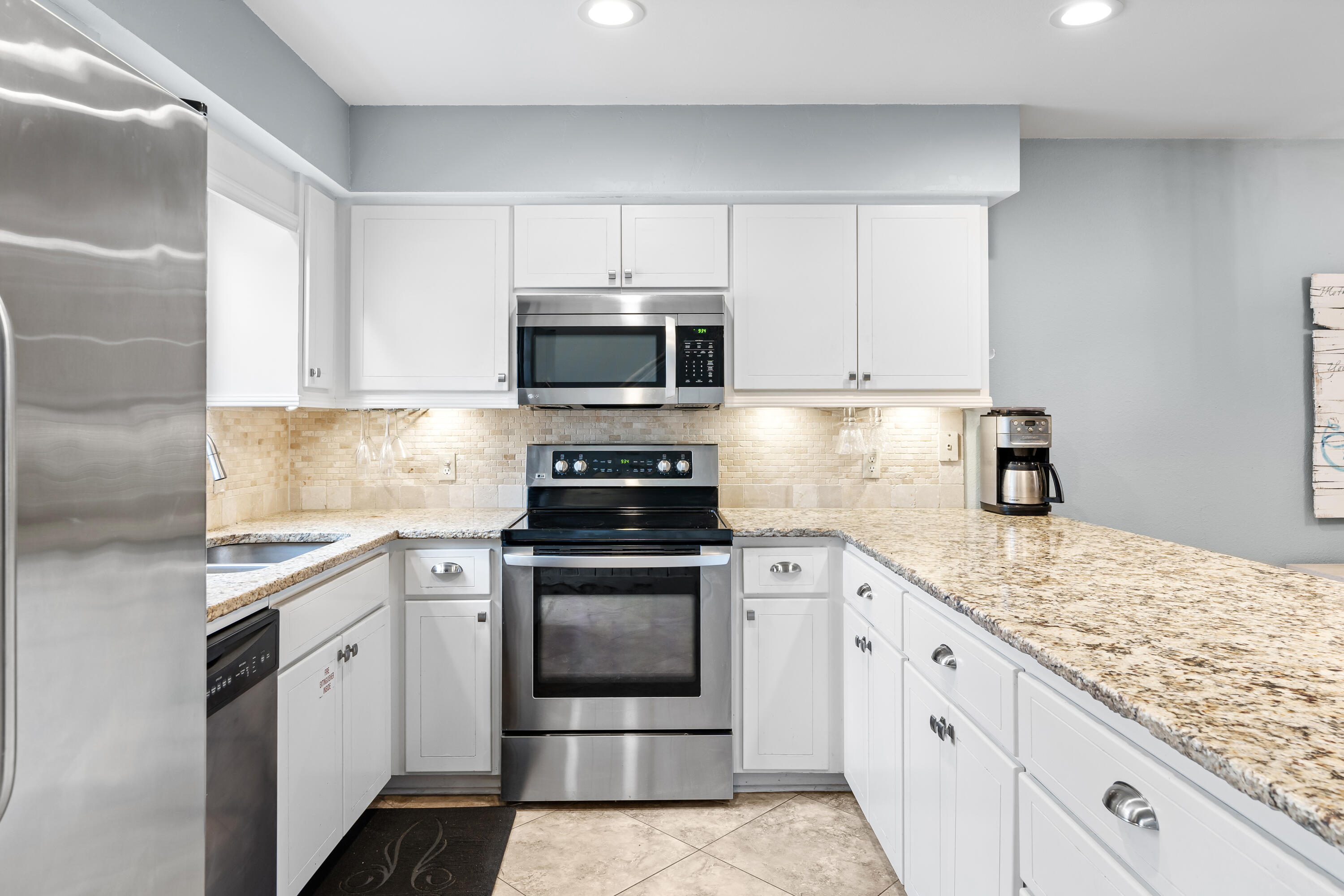 SUMMERLAKE T/H - Residential