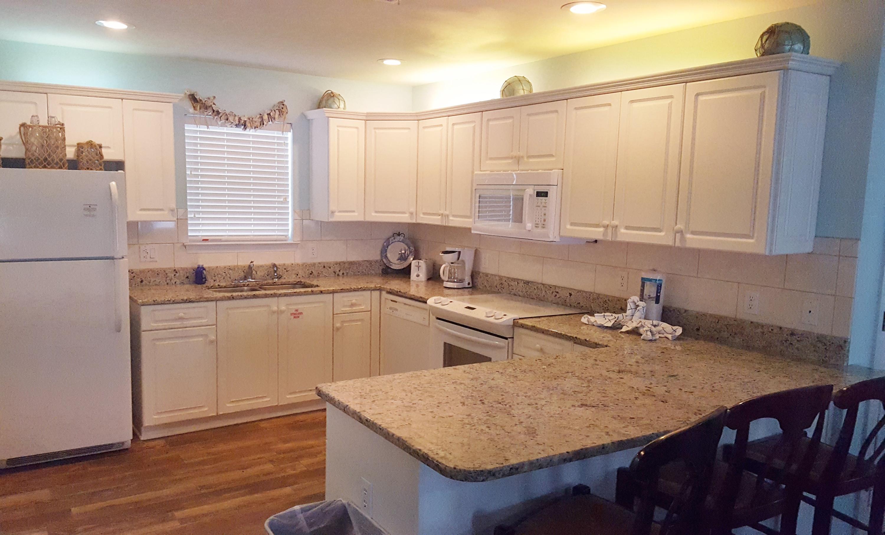 CRYSTAL BEACH COTTAGES - Residential