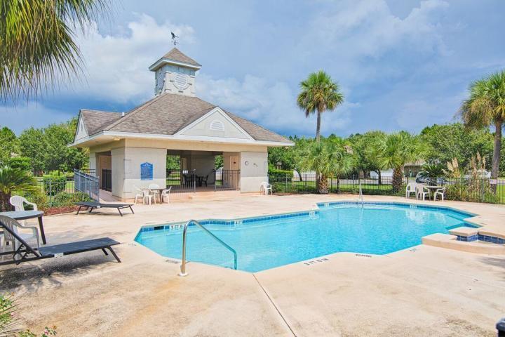 PARKER'S LANDING - Residential Lease